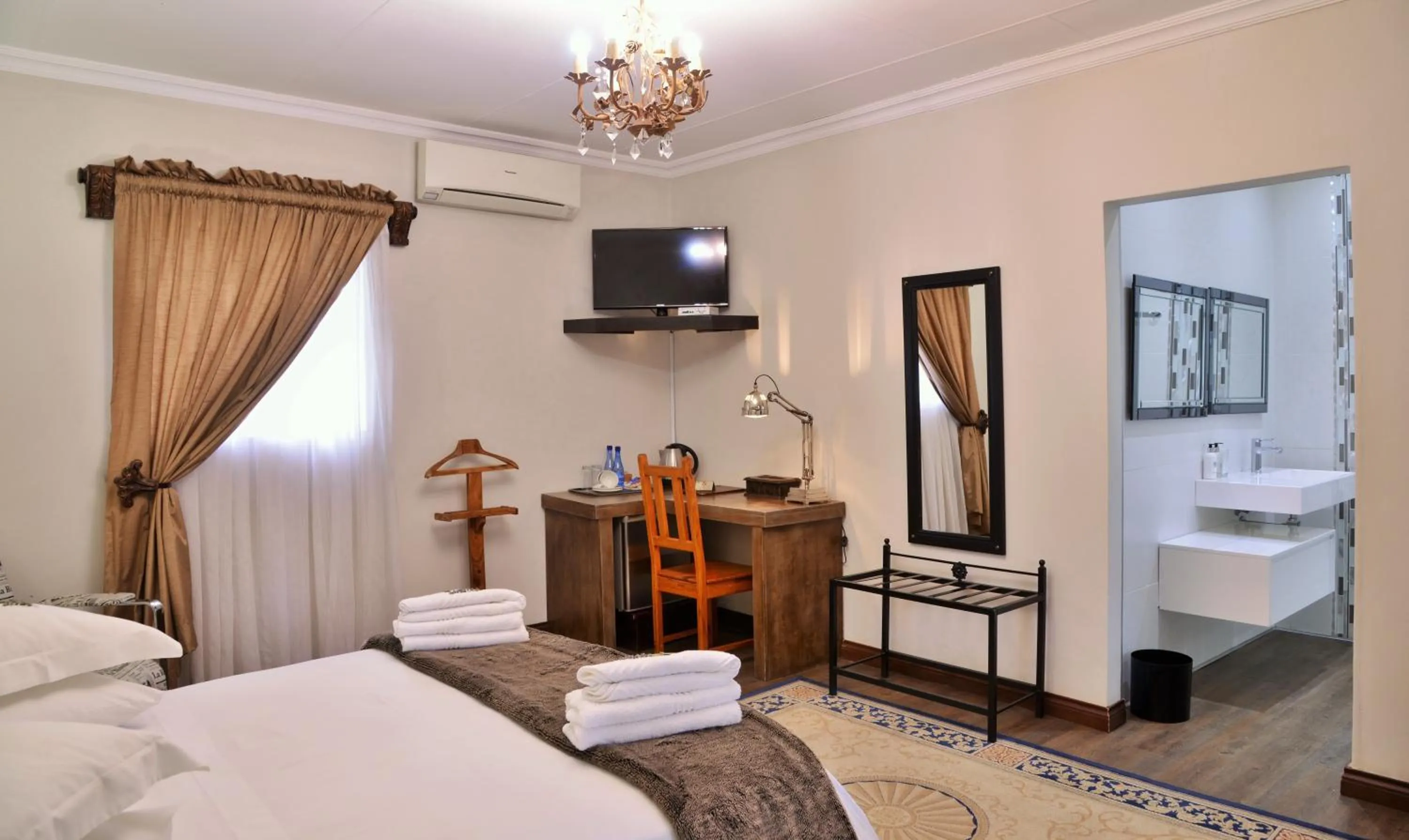 Photo of the whole room in Die Kliphuis