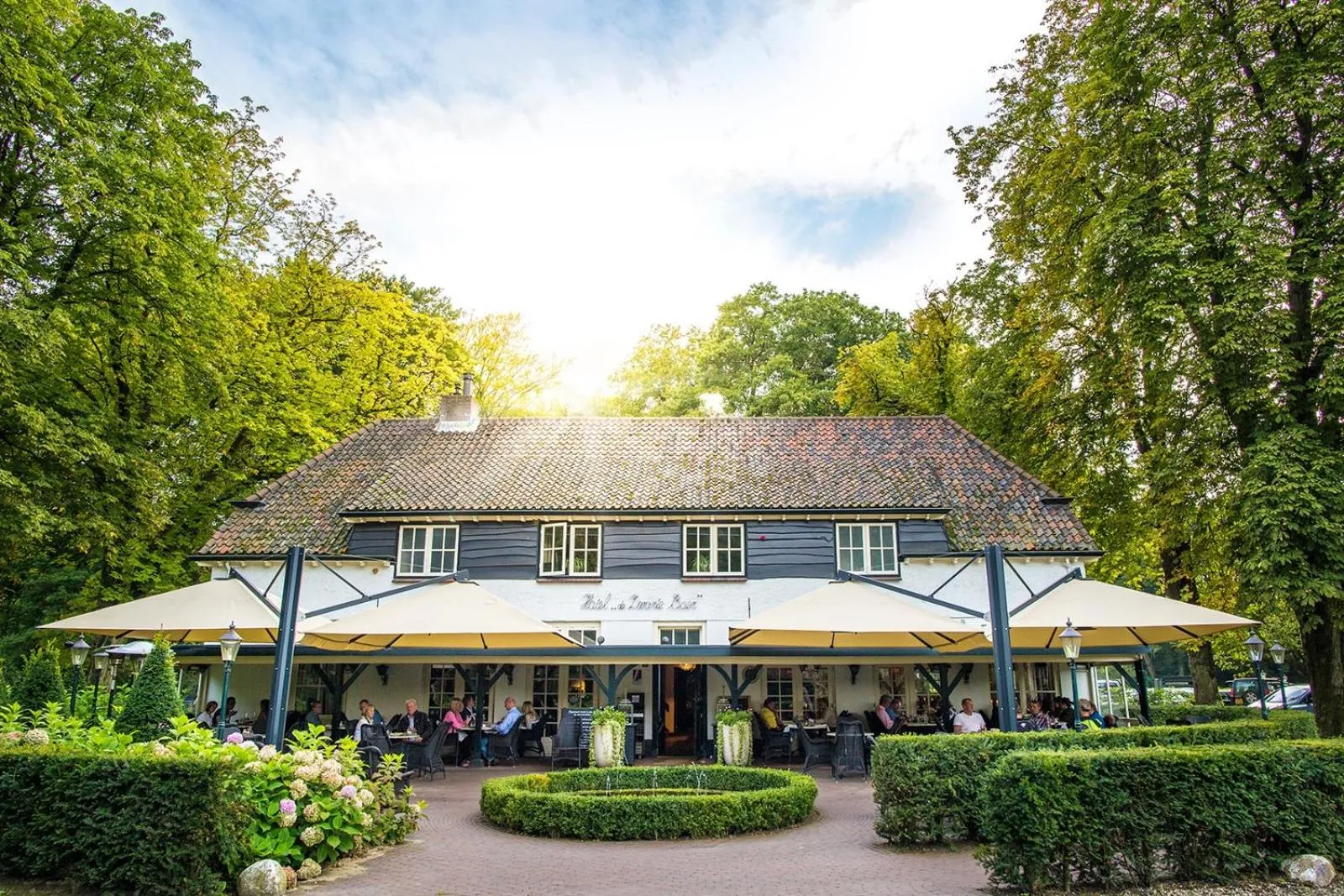 Boutique Hotel-Restaurant "De Zwarte Boer"