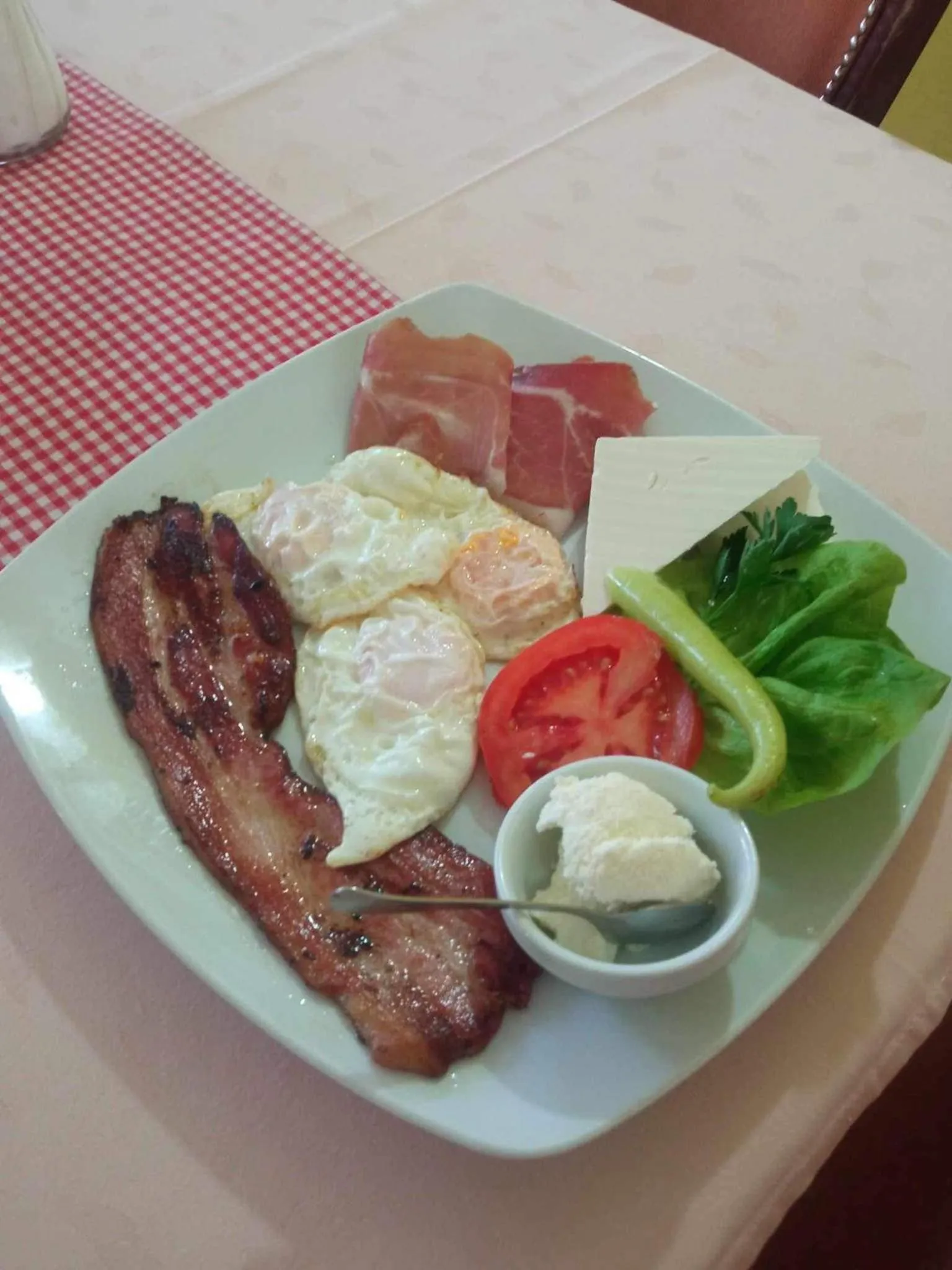 Restaurant/places to eat in Hotel Vila Sunce