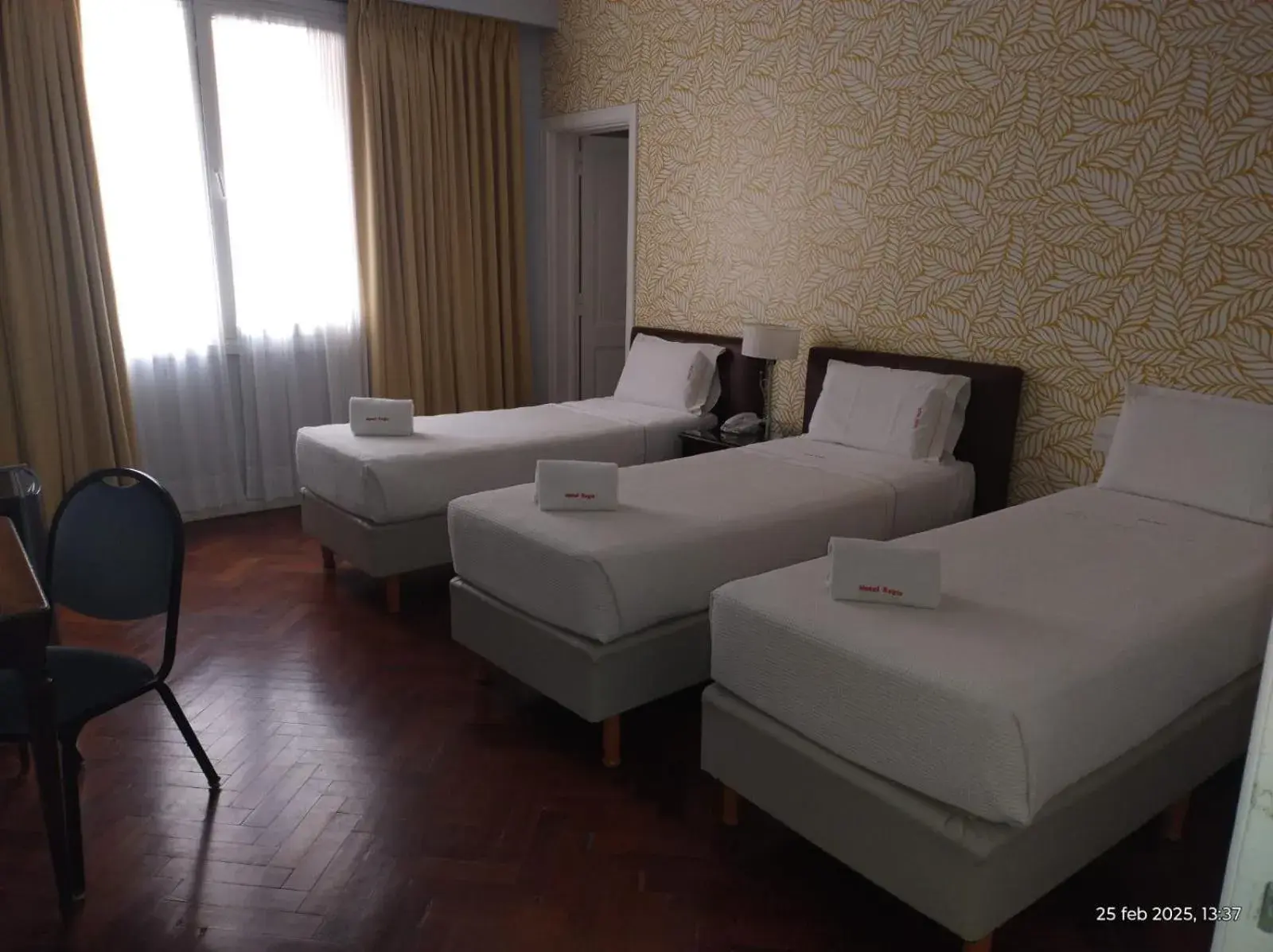 Bed in HOTEL REGIS Bed in HOTEL REGIS