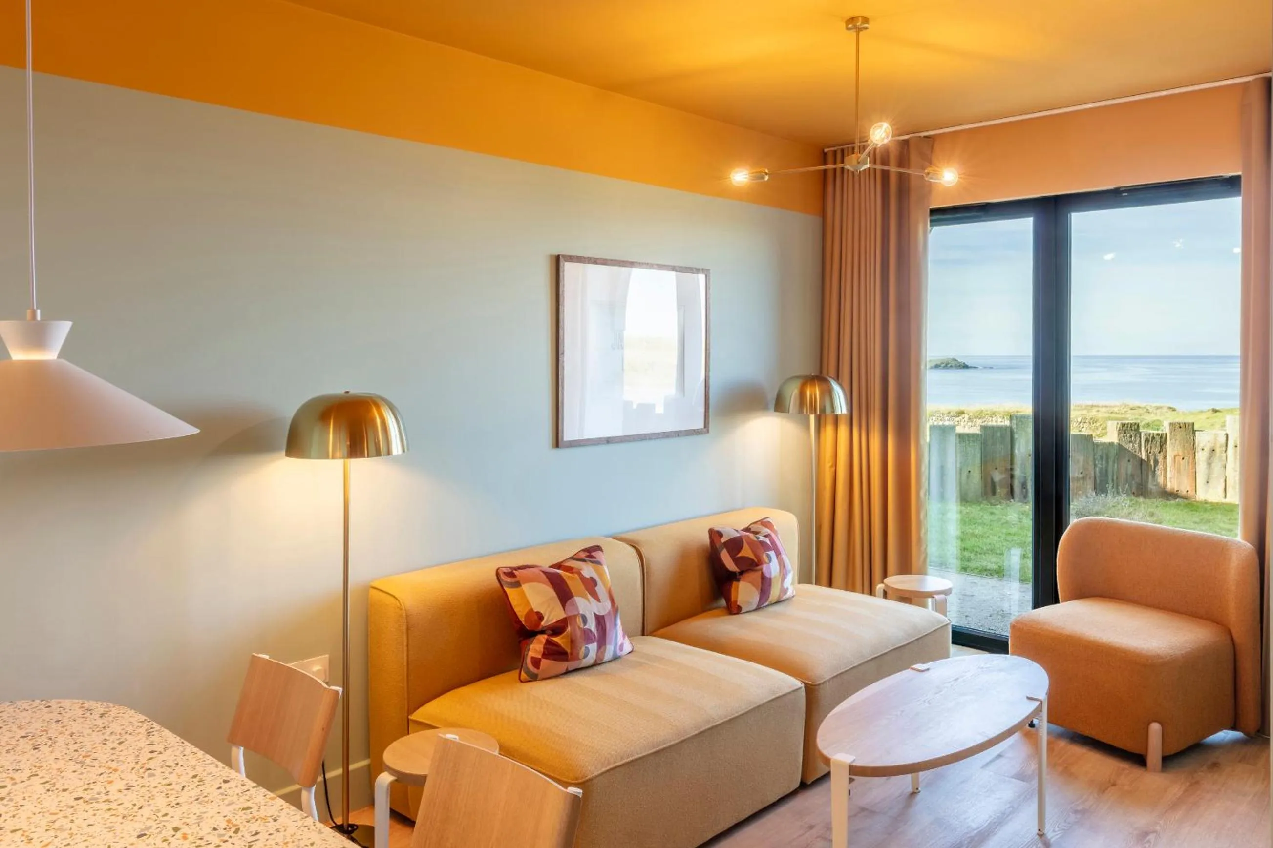 Seating area in SeaSpace