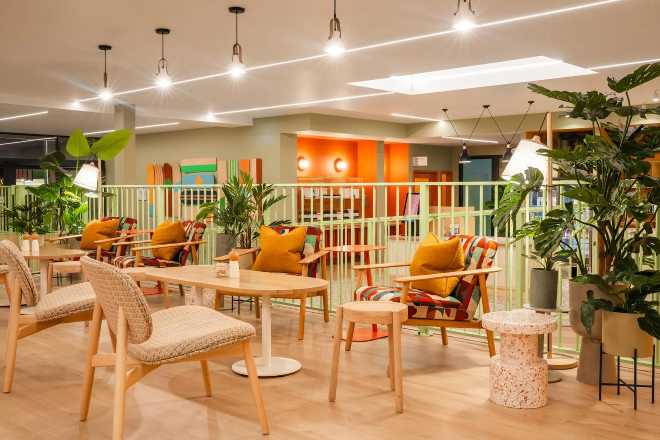 Seating area in SeaSpace