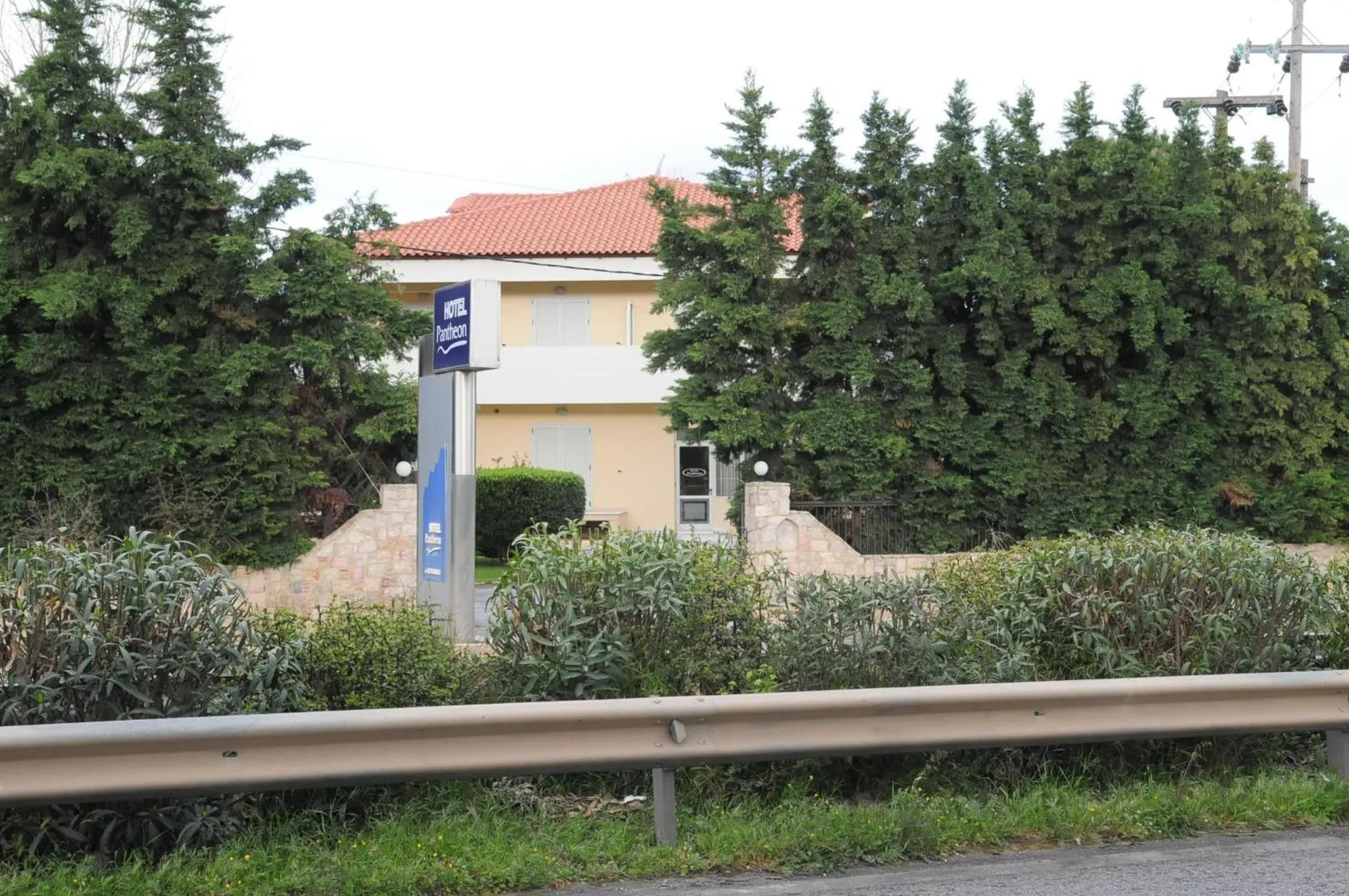 Facade/entrance in Hotel Pantheon