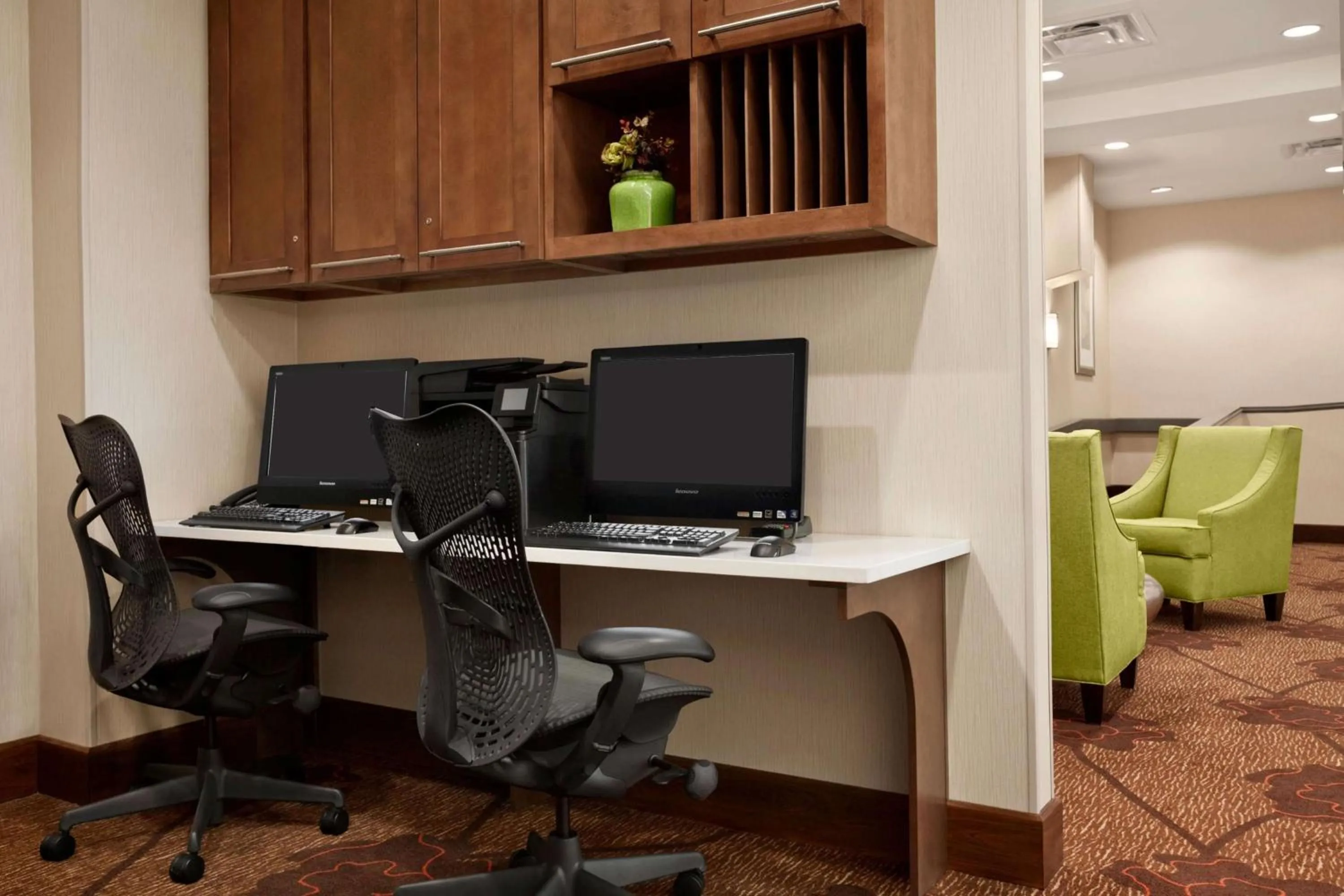 Business facilities in Hilton Garden Inn Rochester/Pittsford