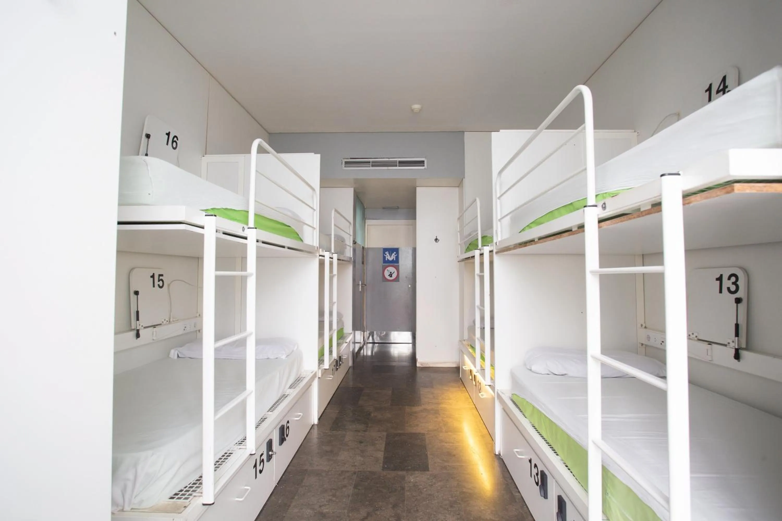 Bed in Urbany Hostel BCN GO!