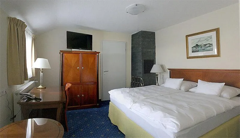 Bed in Hotel zur Schwaben-Schänke