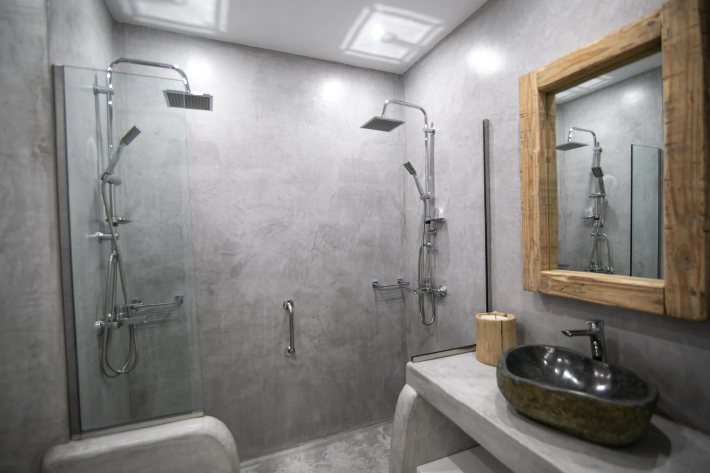 Shower in Aegean Melody Suites & Villas