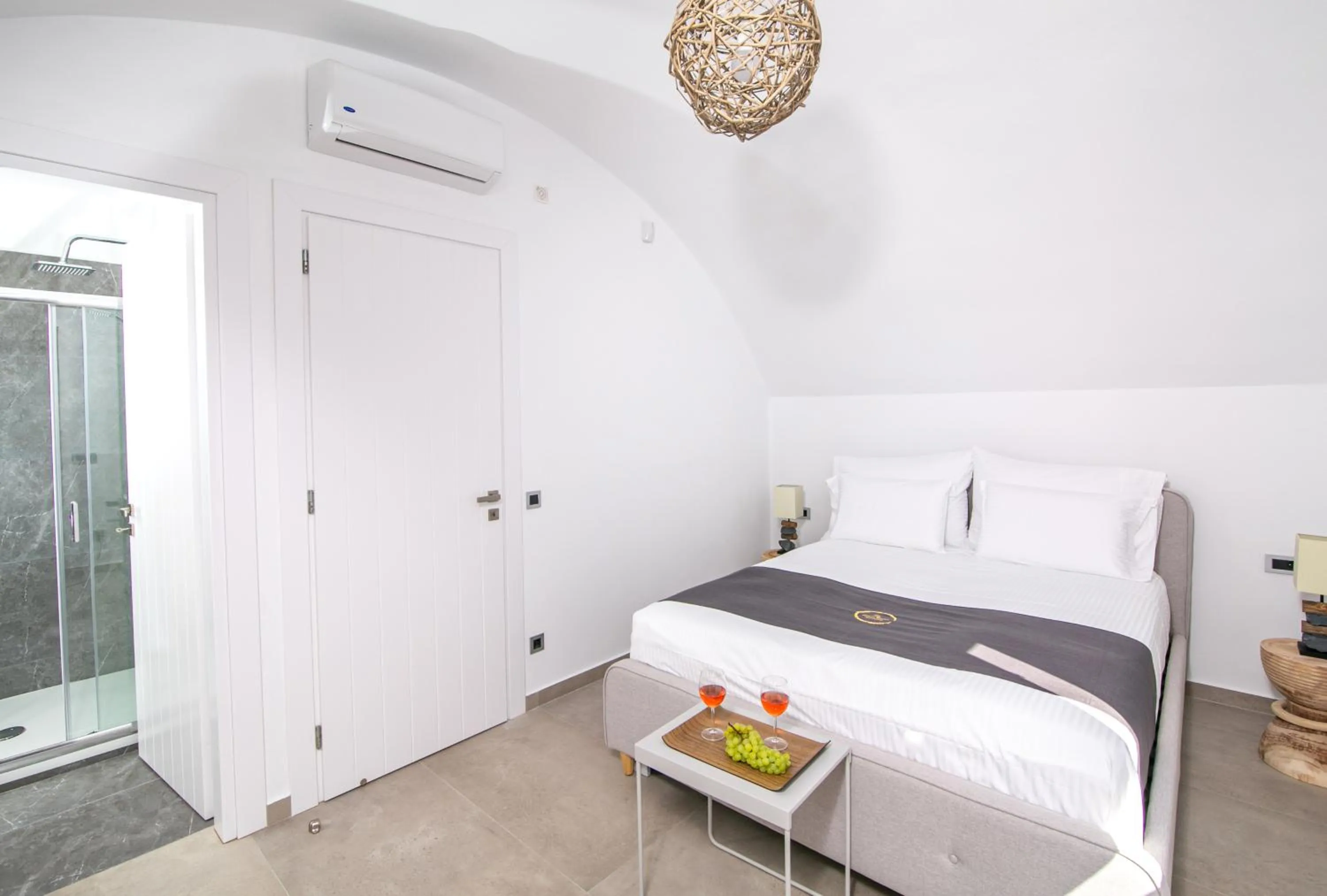 Photo of the whole room in Aegean Melody Suites & Villas