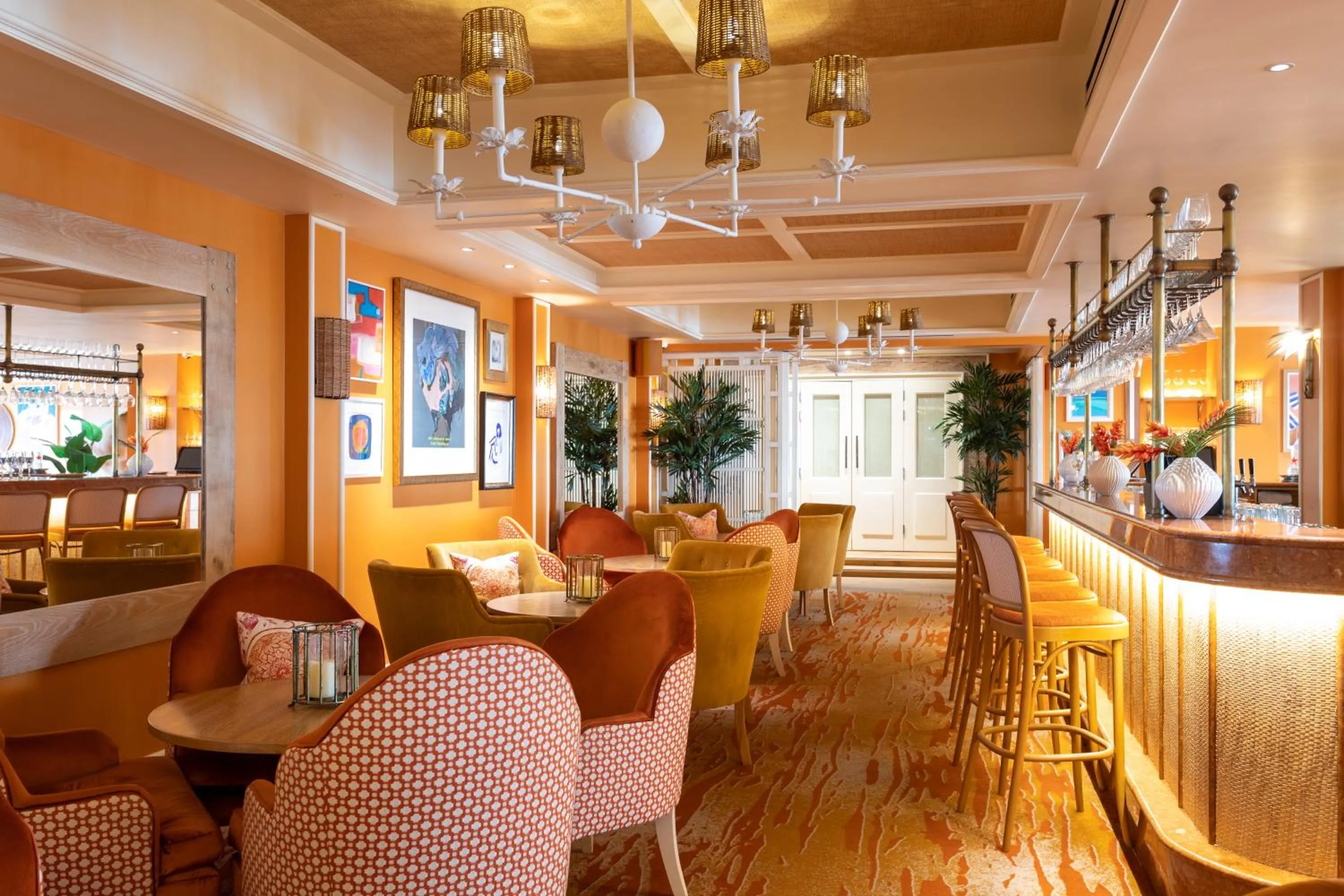 Restaurant/places to eat in Roslin Beach Hotel