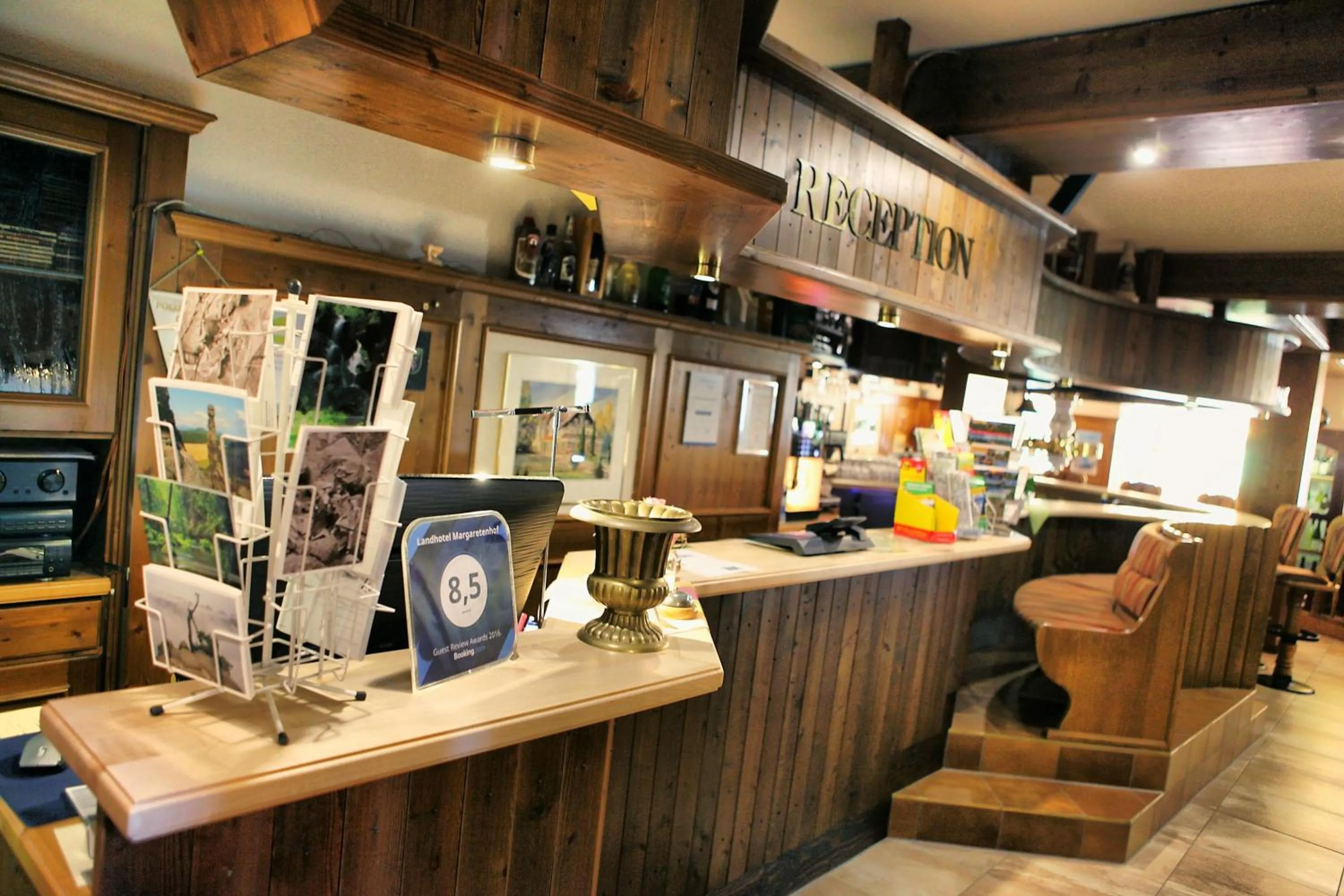 Lobby or reception in Parkhotel Margaretenhof