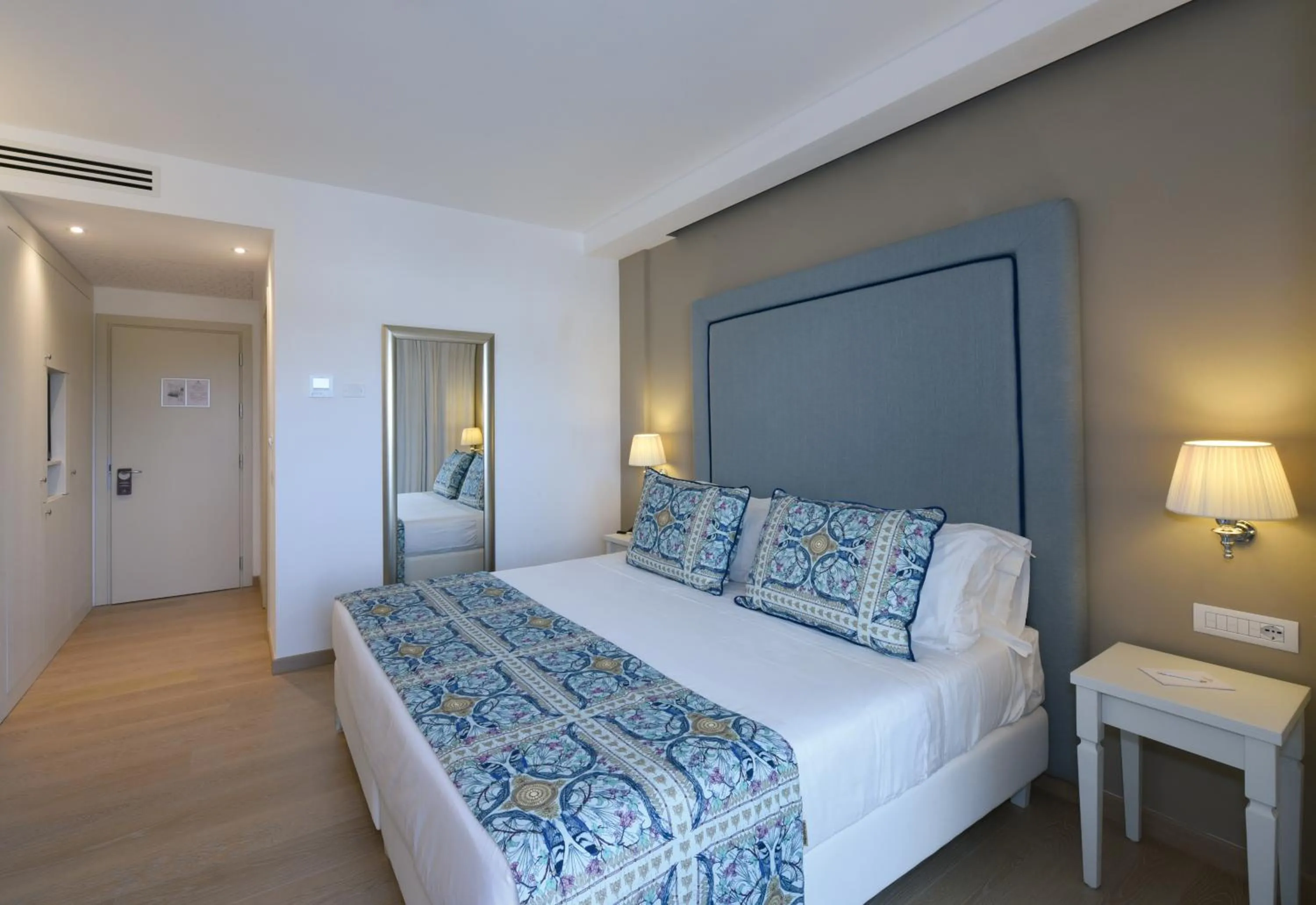 Bed in Grand Hotel Cannigione