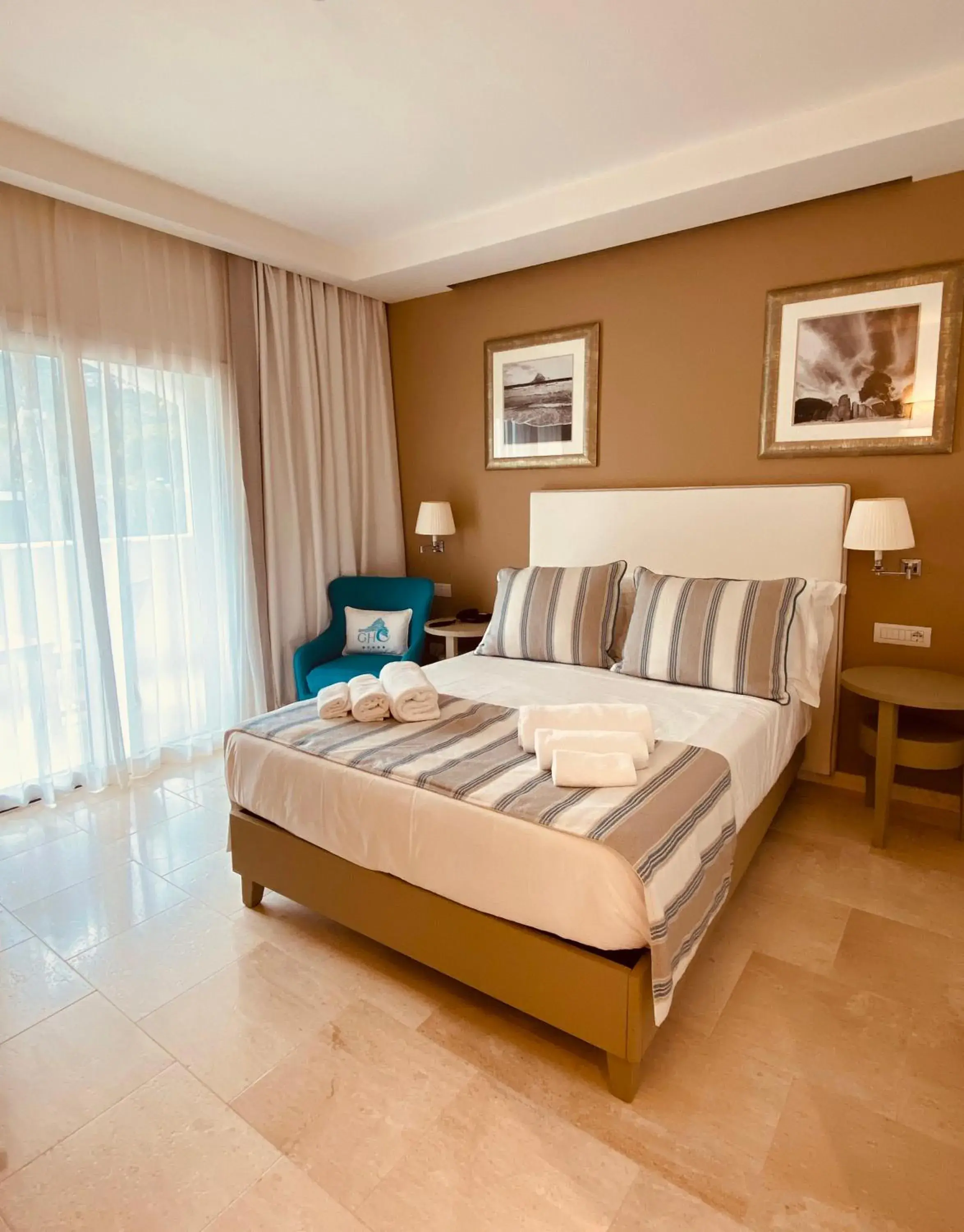 Bed in Grand Hotel Cannigione Bed in Grand Hotel Cannigione