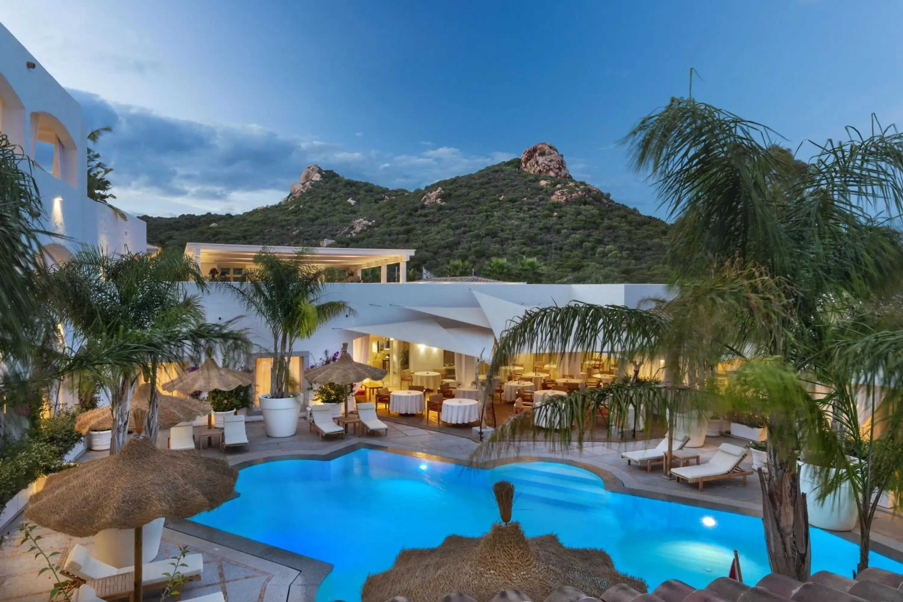 Pool view in Grand Hotel Cannigione Pool view in Grand Hotel Cannigione