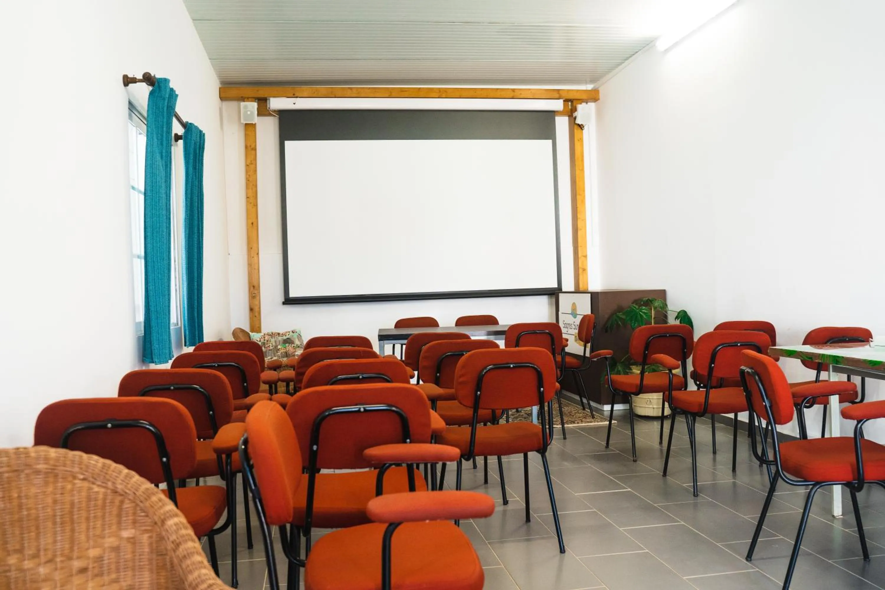 Sagres Sun Stay - Surf Camp & Hostel