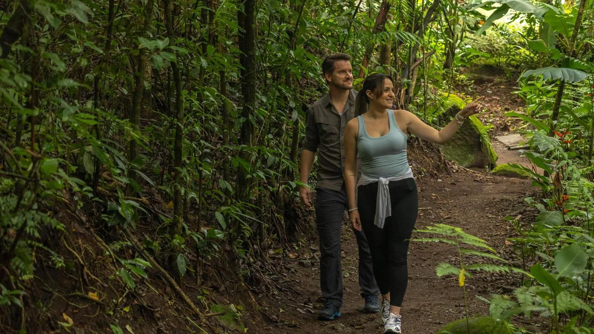 Hiking in Ficus Sunset Suites