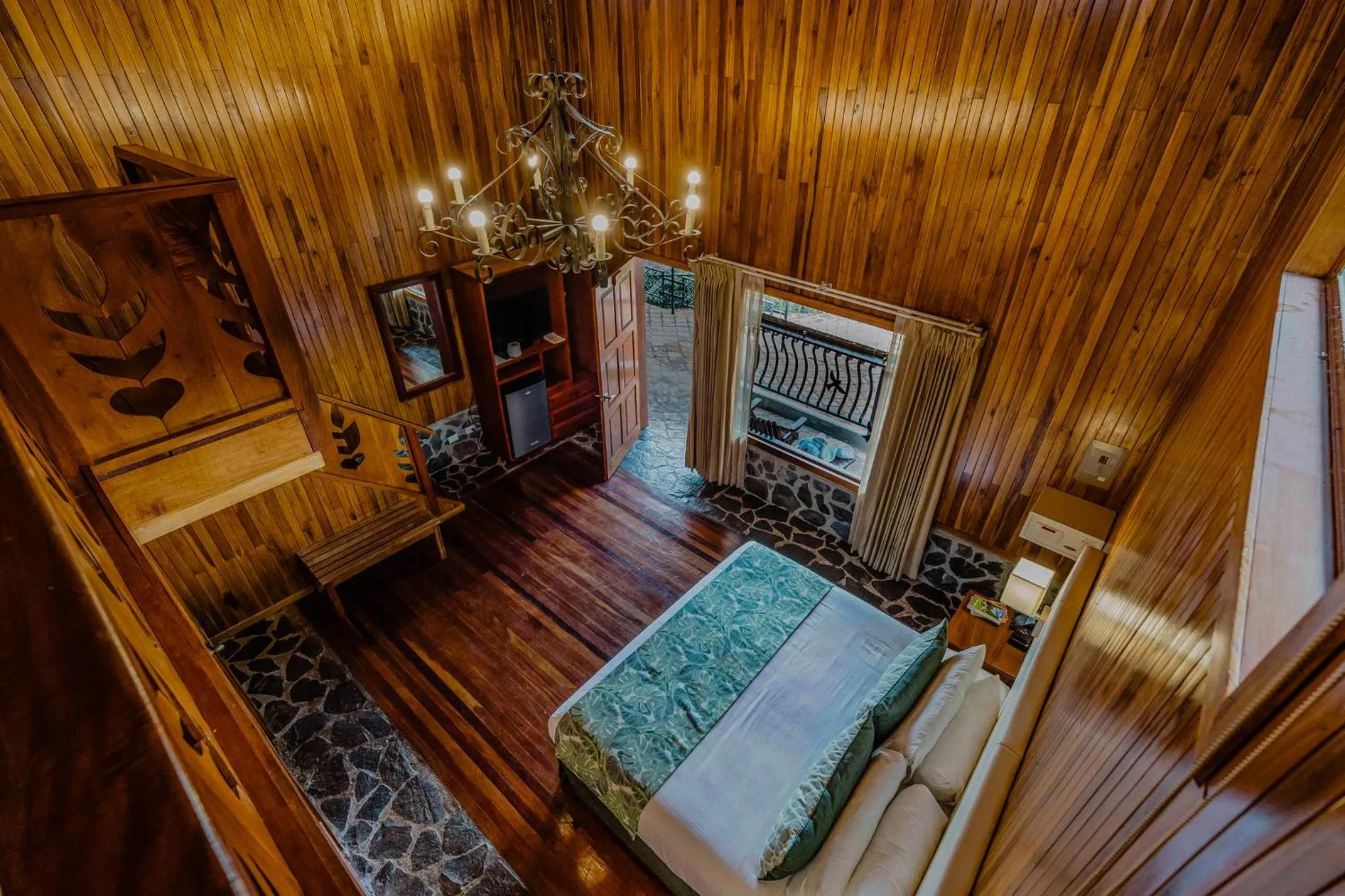 Photo of the whole room, Bed in Hotel Heliconia - Monteverde