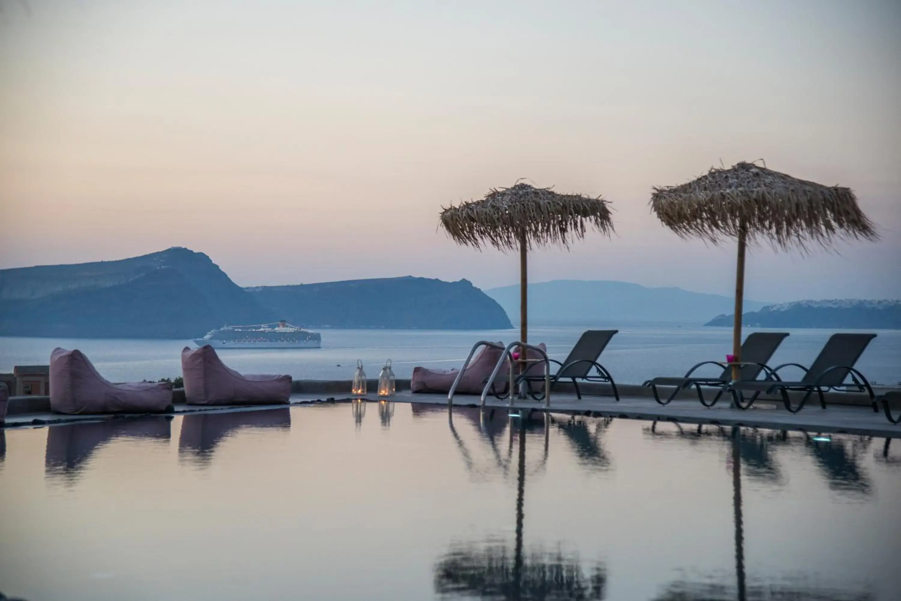 Property building in Sunset Faros Property building in Sunset Faros