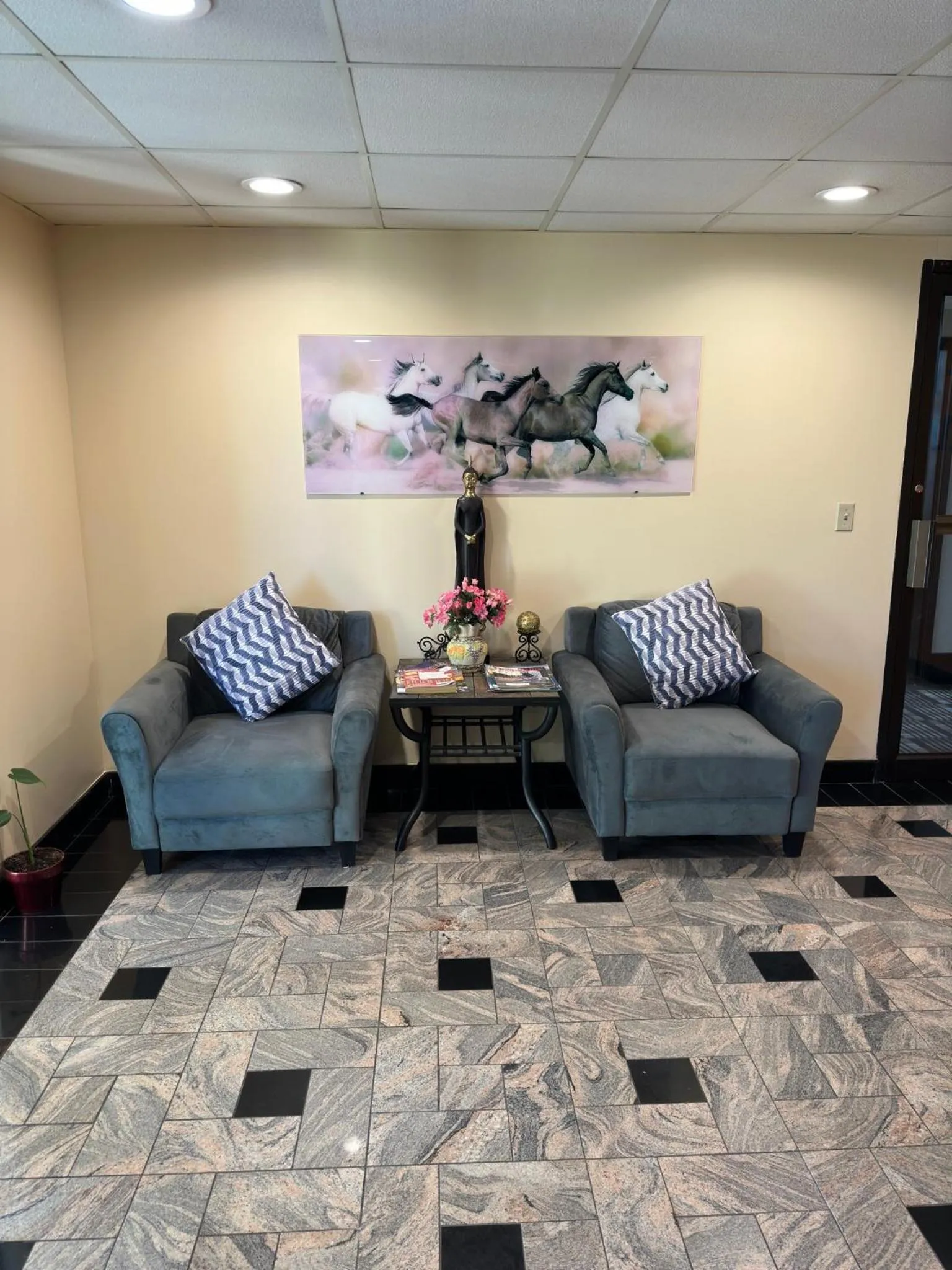 Seating area in Eco-Lux Inn Norfolk