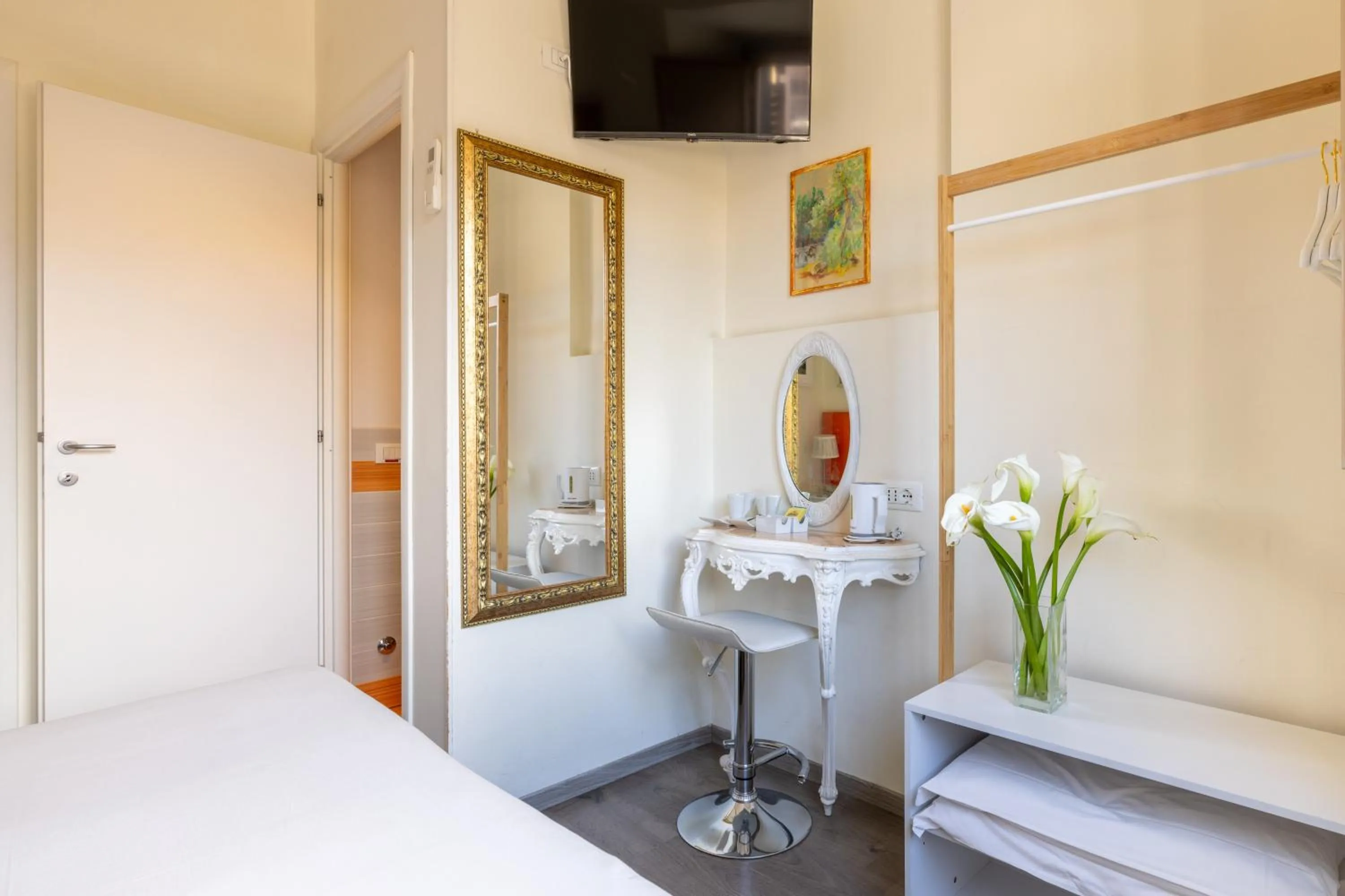 TV and multimedia in Temple View FCollection Superior Relais