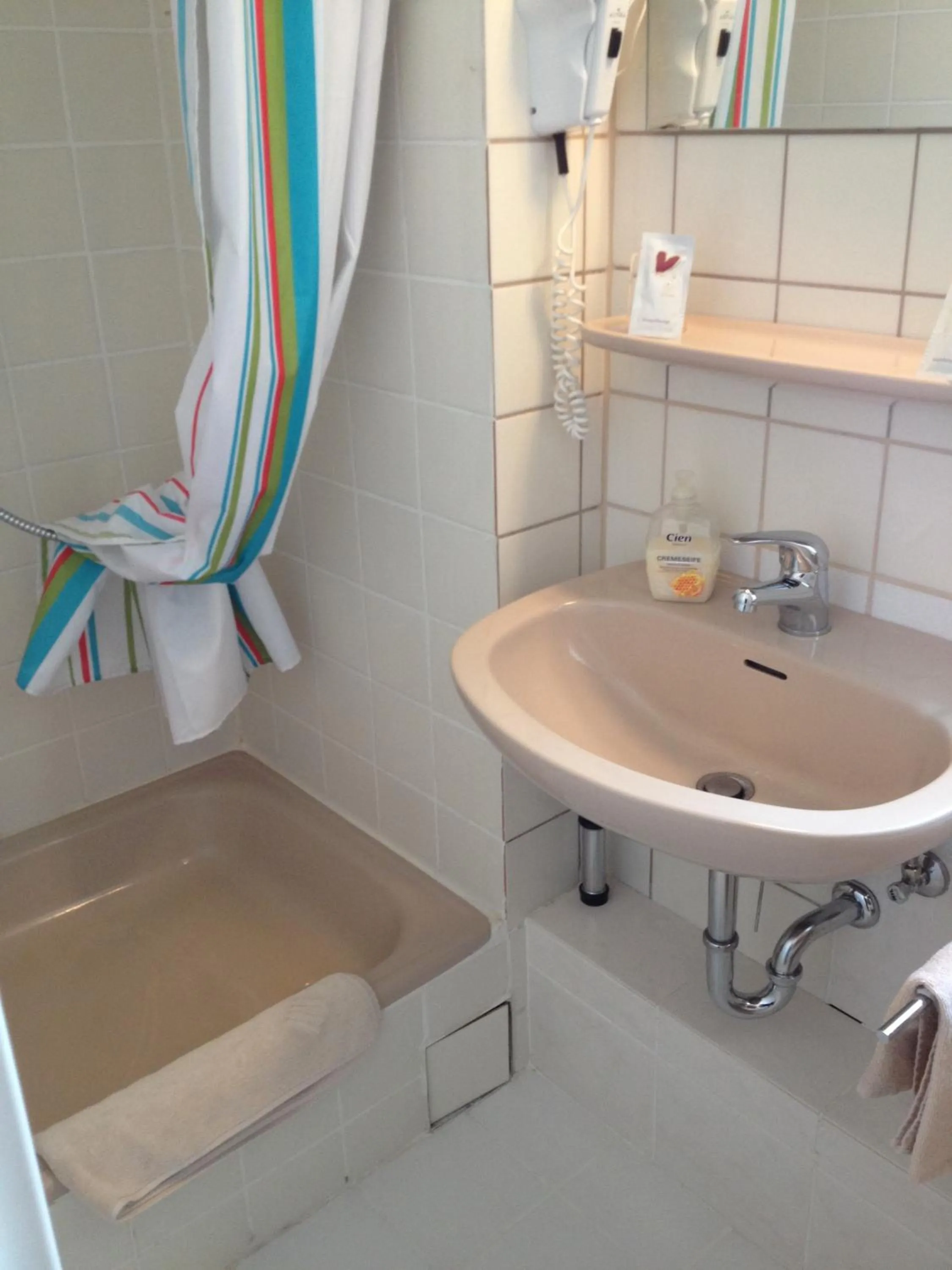 Shower in Tutzinger Hof