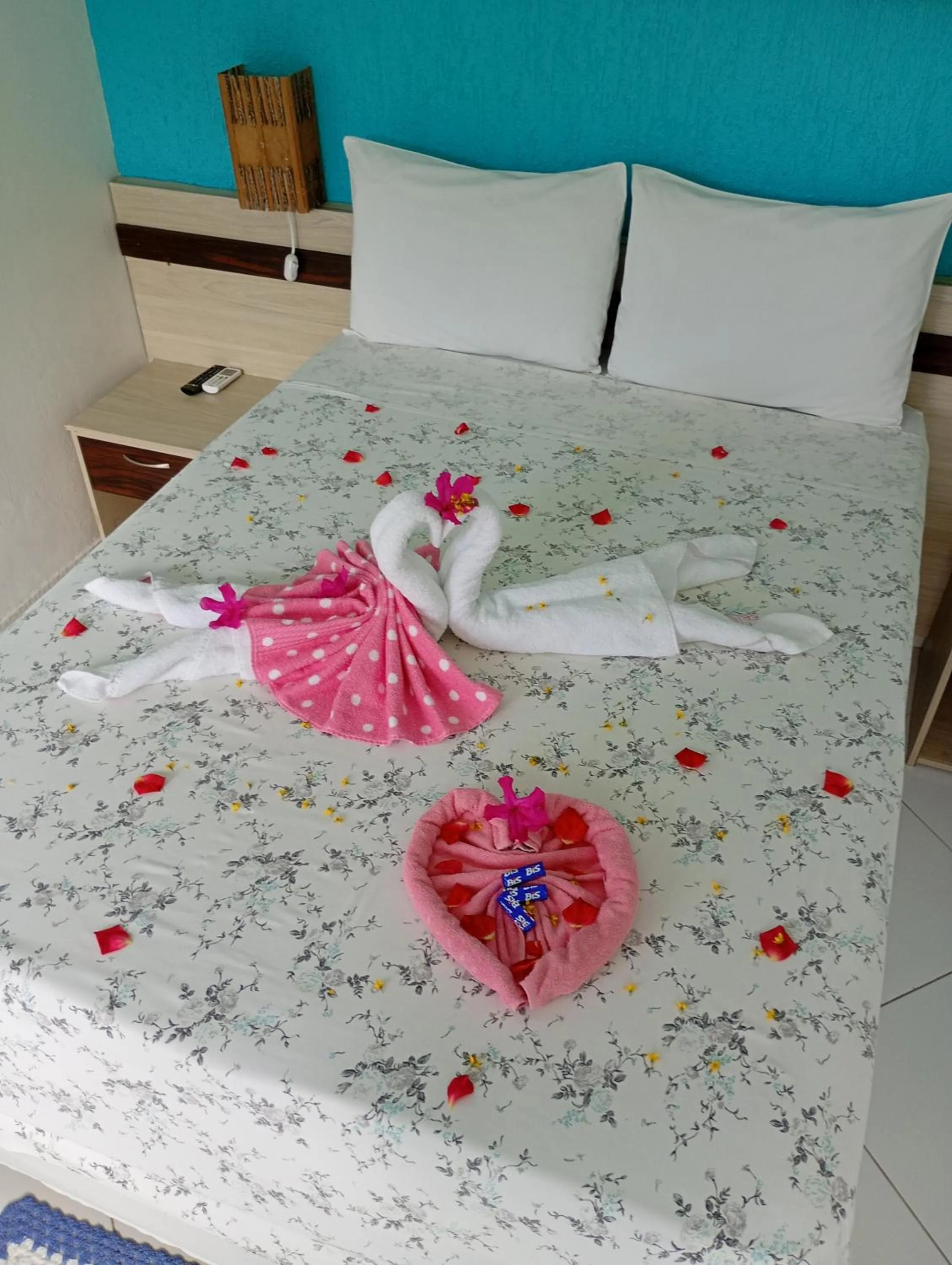 Bed in Porto Bahia Hotel