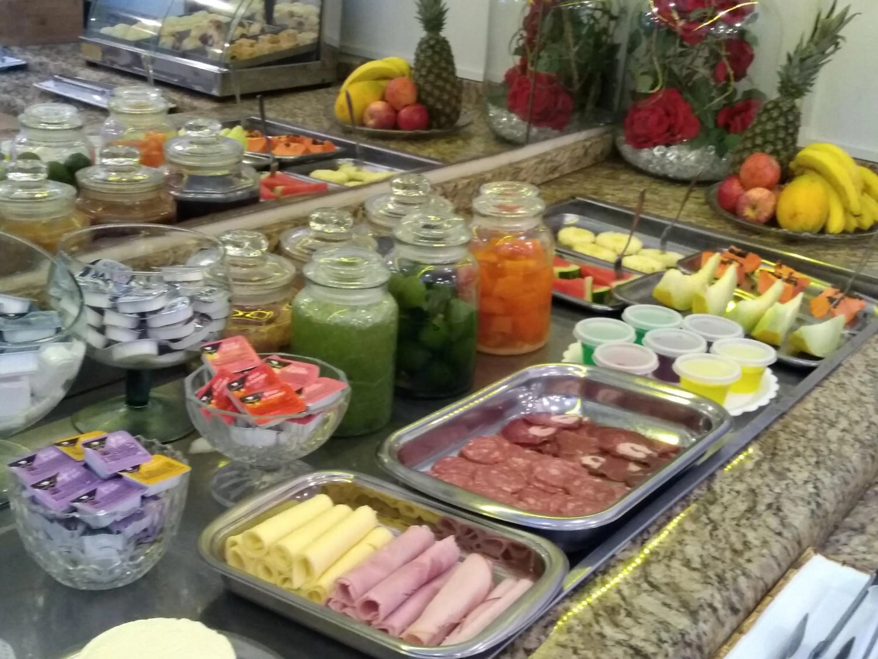 Breakfast in Trade Garden Hotel