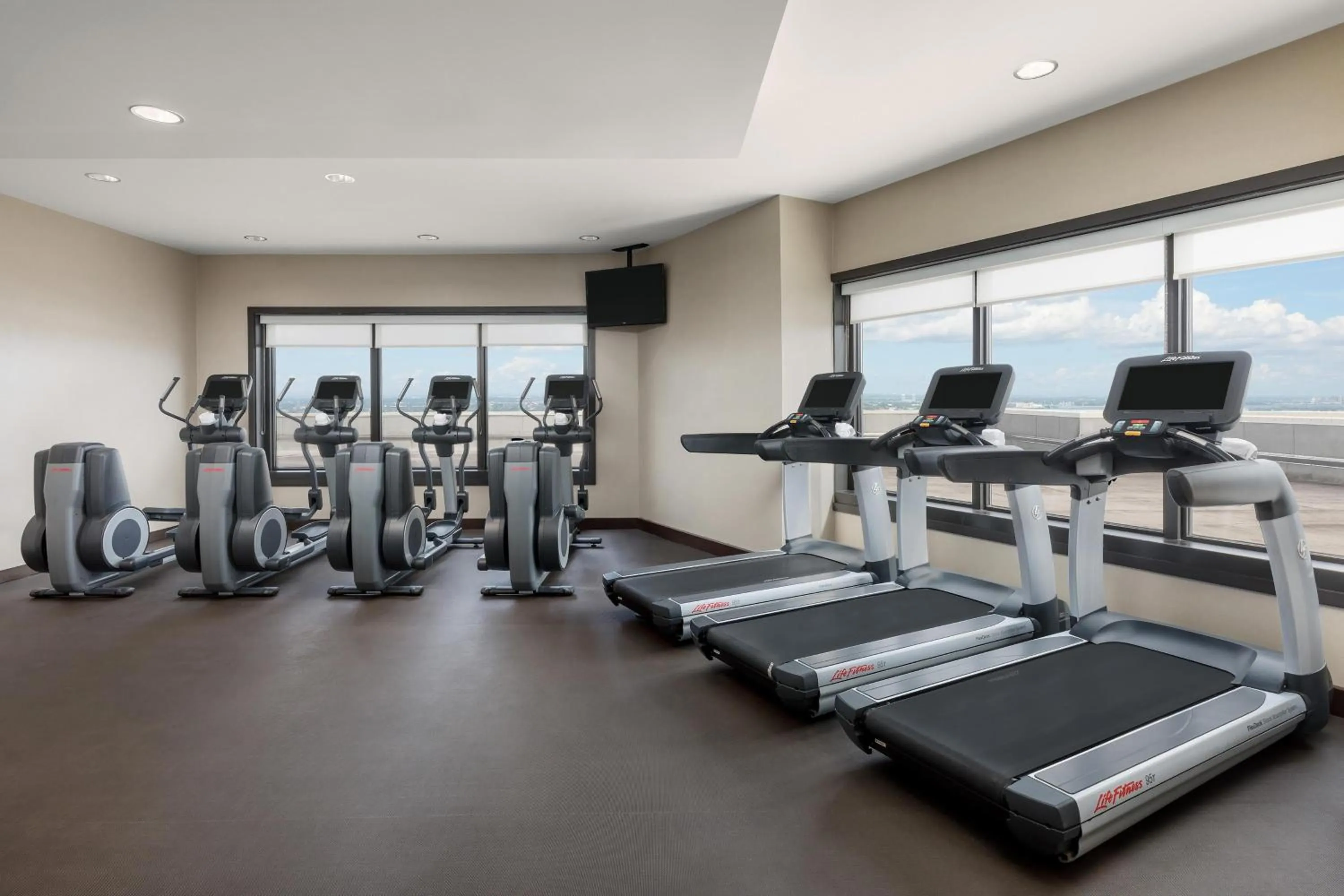 Fitness centre/facilities in The Westin New Orleans