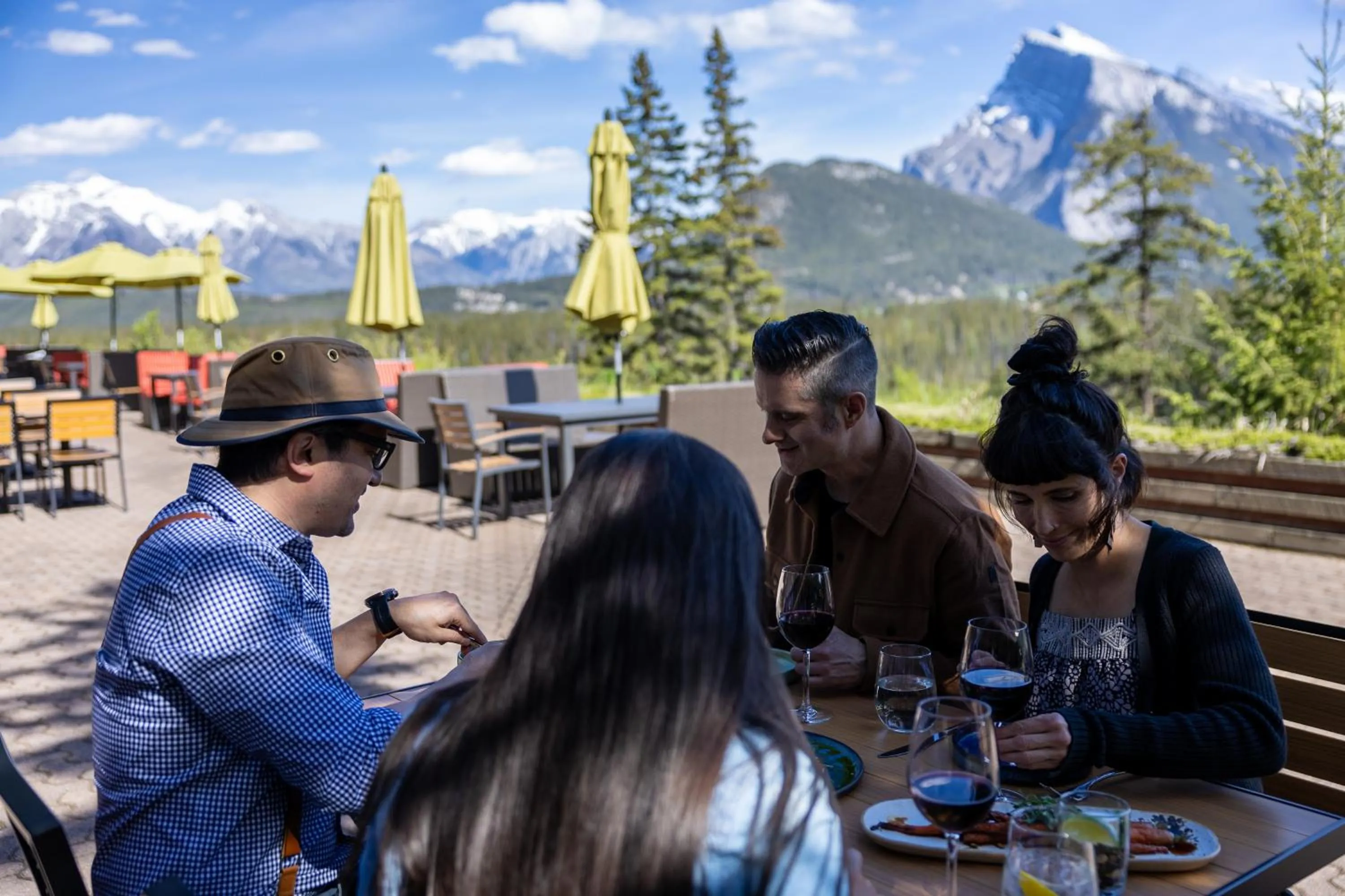 Dining area in The Juniper Hotel & Bistro