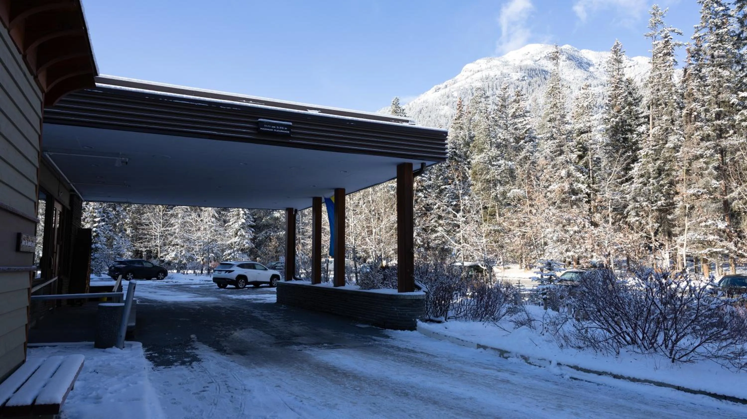 Property building in The Juniper Hotel & Bistro