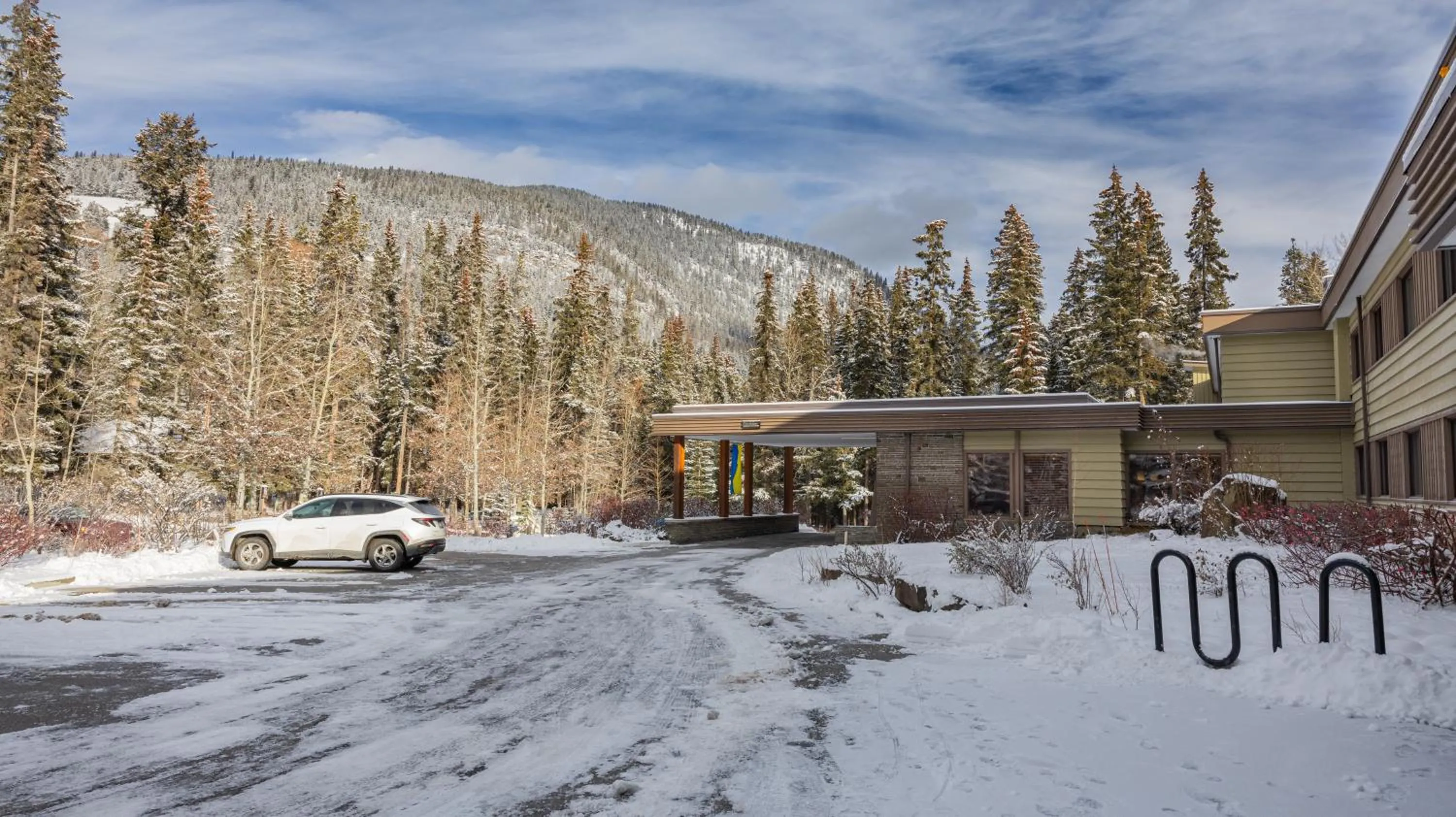 Property building in The Juniper Hotel & Bistro