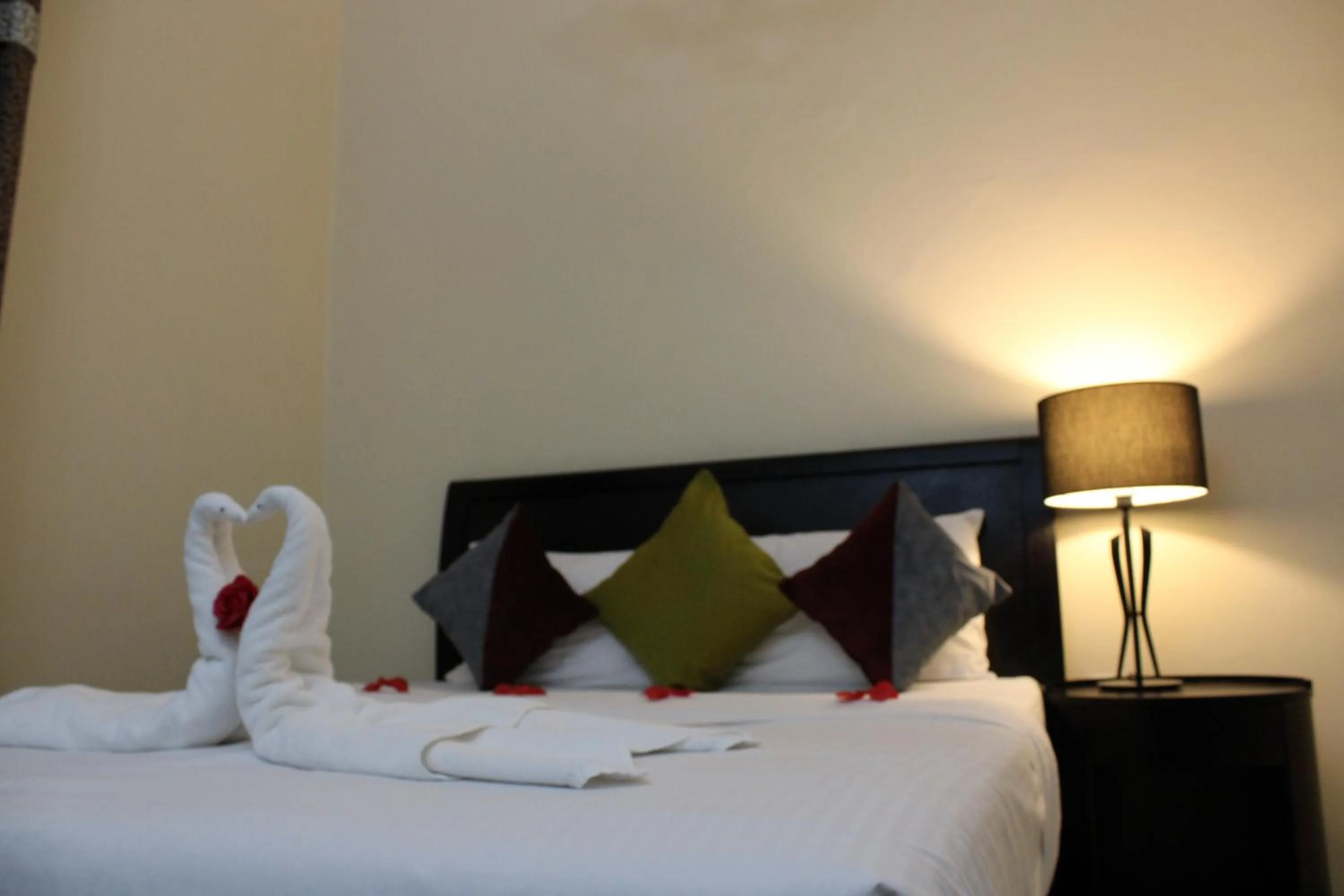 Bedroom, Bed in Al Smou Hotel Apartments - MAHA HOSPITALITY GROUP