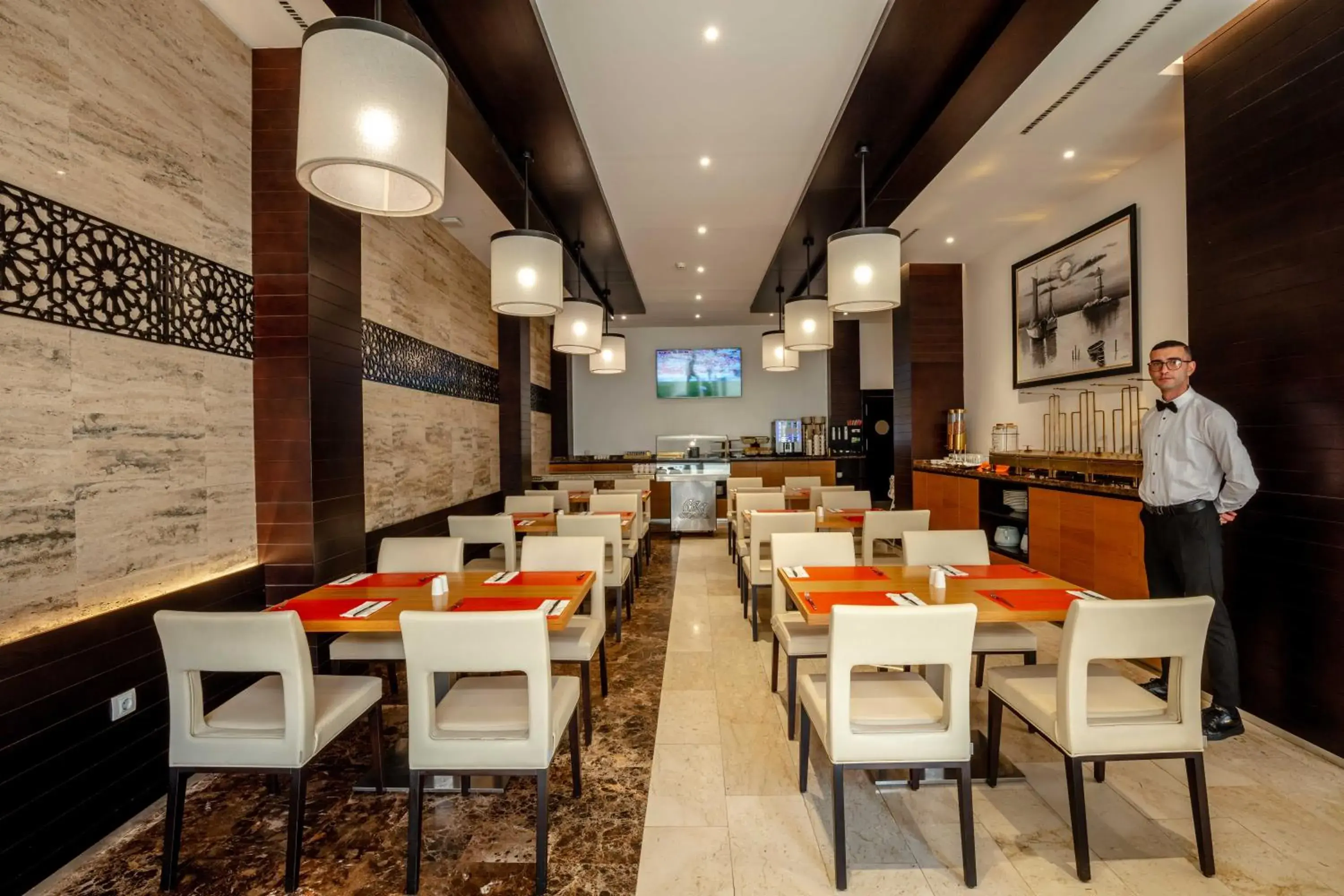 Restaurant/places to eat in Hotel Best Night 2 Restaurant/places to eat in Hotel Best Night 2