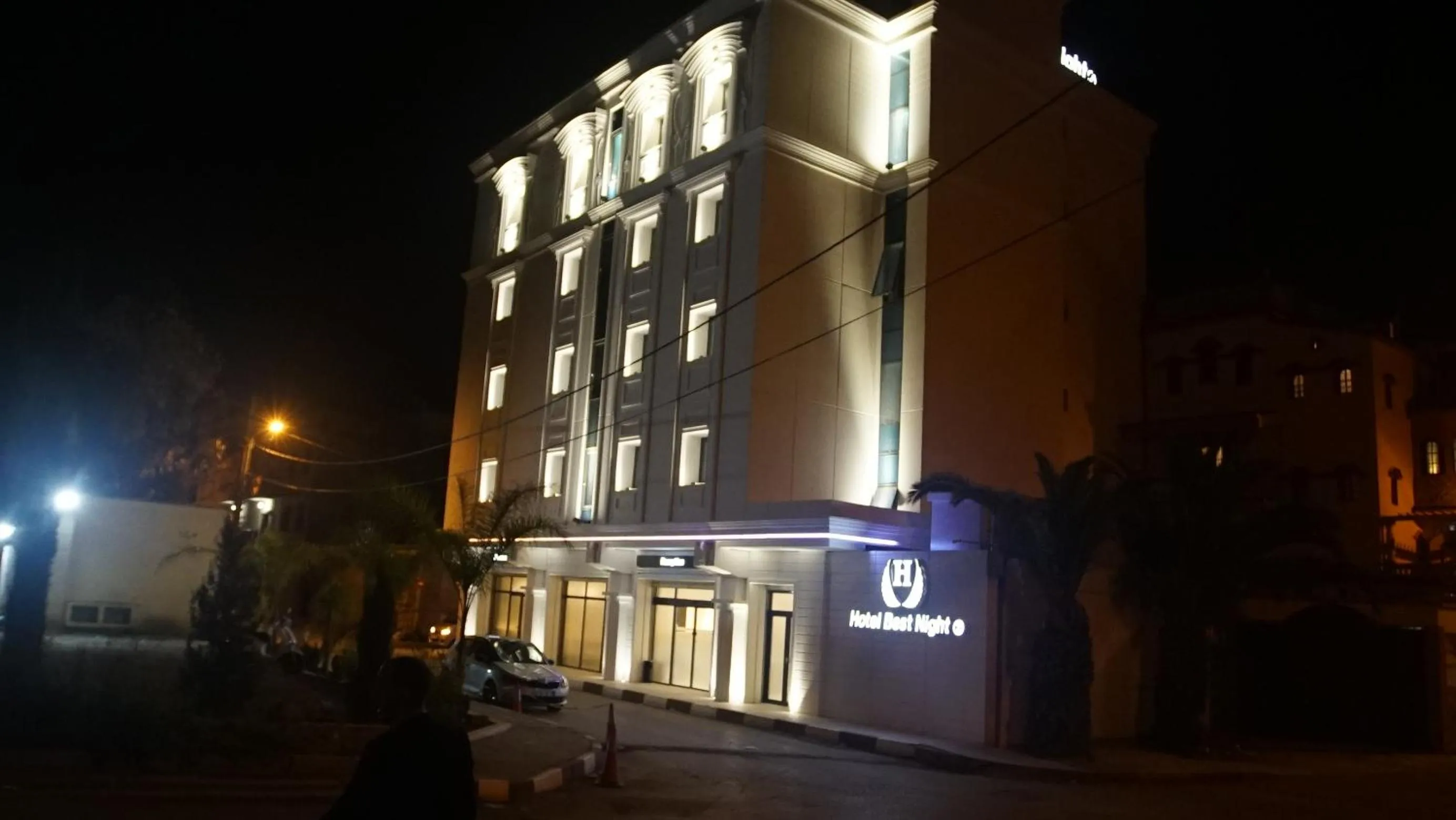 Property building in Hotel Best Night 2