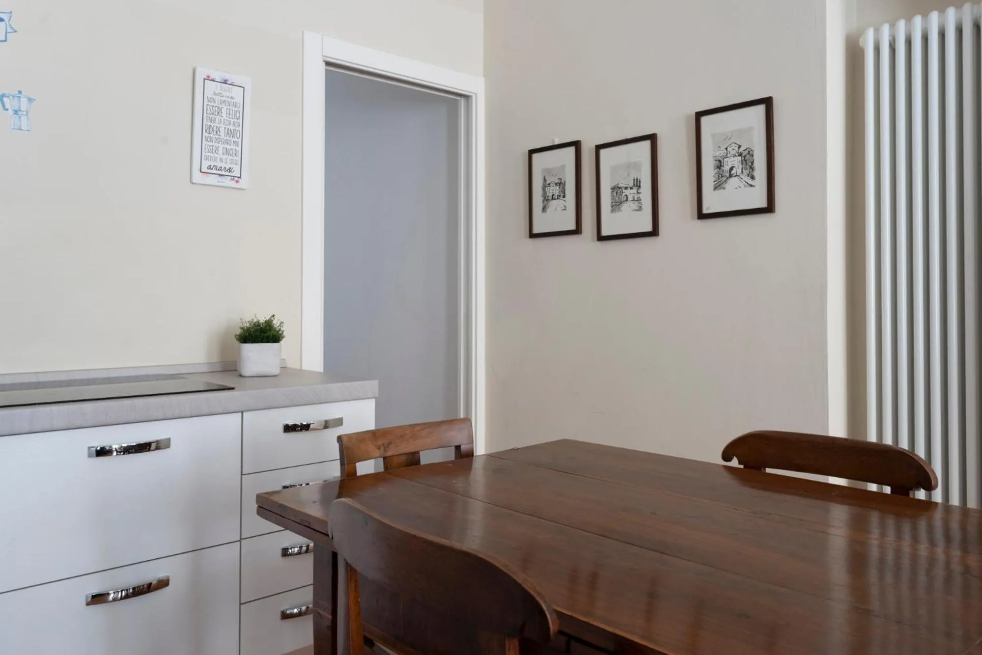 Kitchen or kitchenette in Casa di Sofia Città Alta