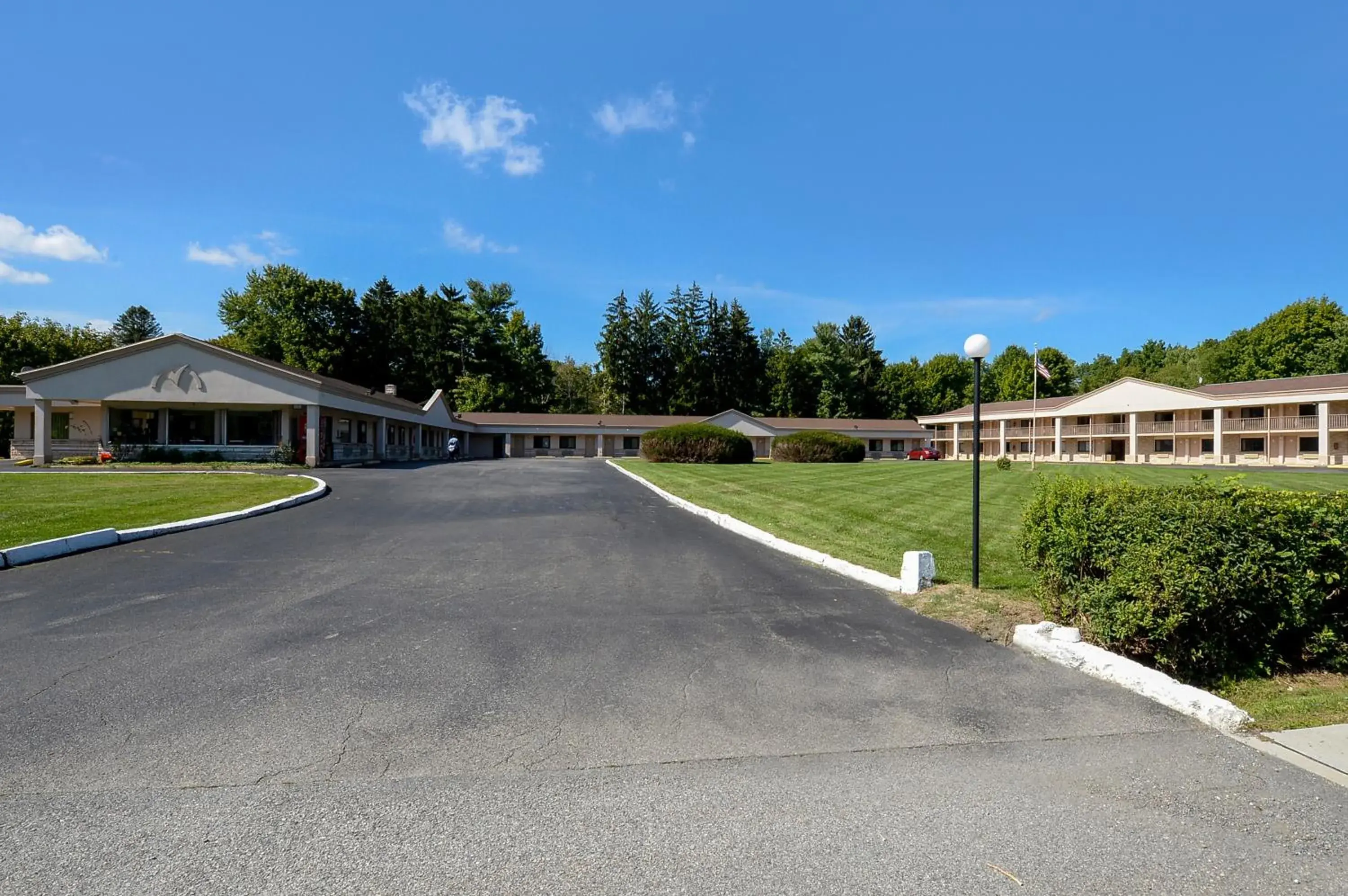 Facade/entrance in Americas Best Value Inn at Central Valley-Woodbury Facade/entrance in Americas Best Value Inn at Central Valley-Woodbury