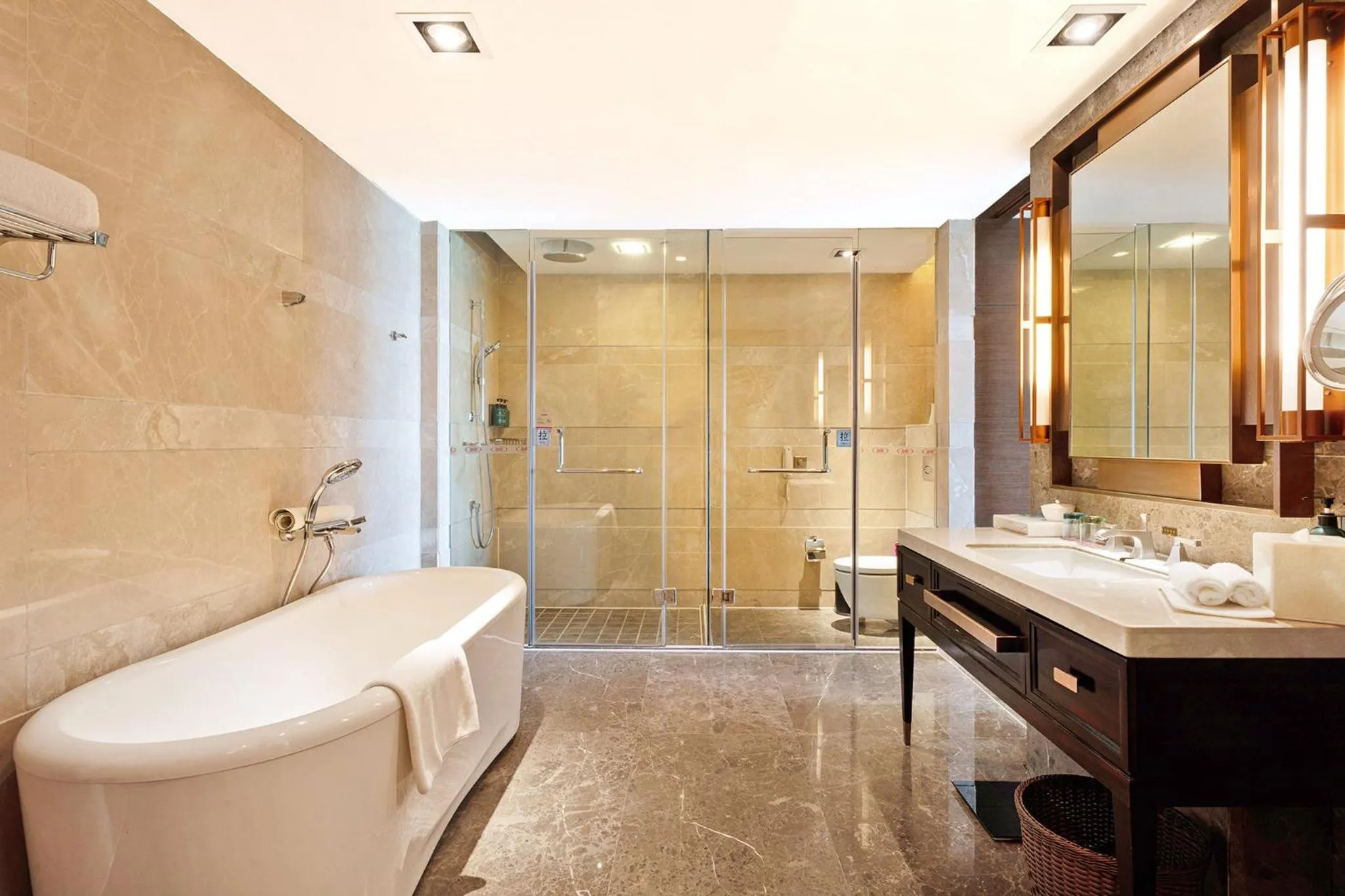 Photo of the whole room in Crowne Plaza Xuzhou Dalong Lake by IHG