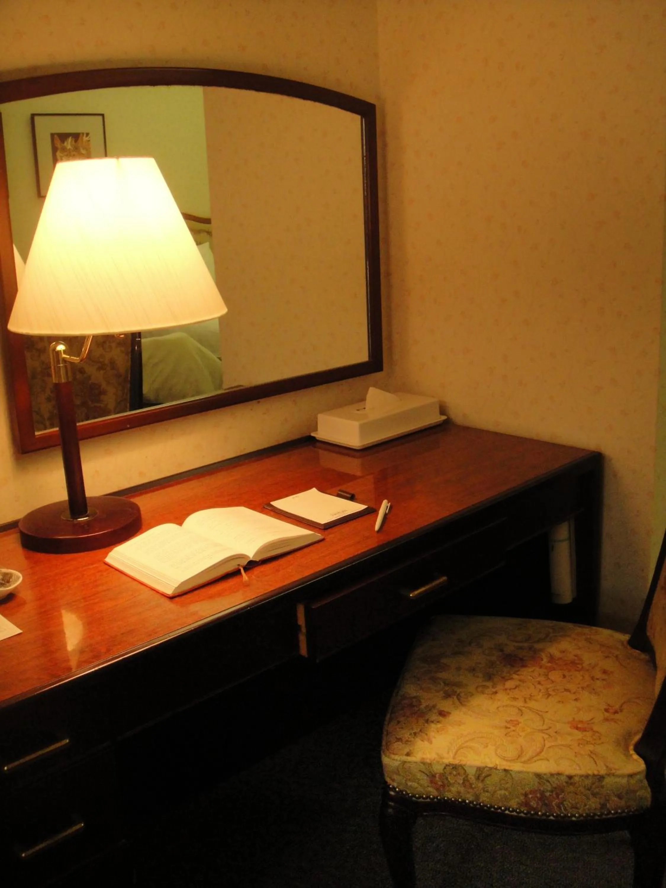 Decorative detail, Bed in Ryukyu Sun Royal Hotel