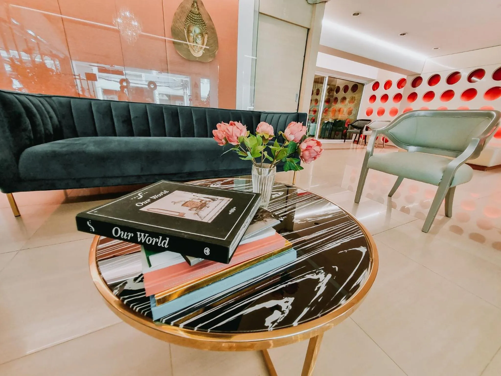 Lobby or reception in P2 Boutique