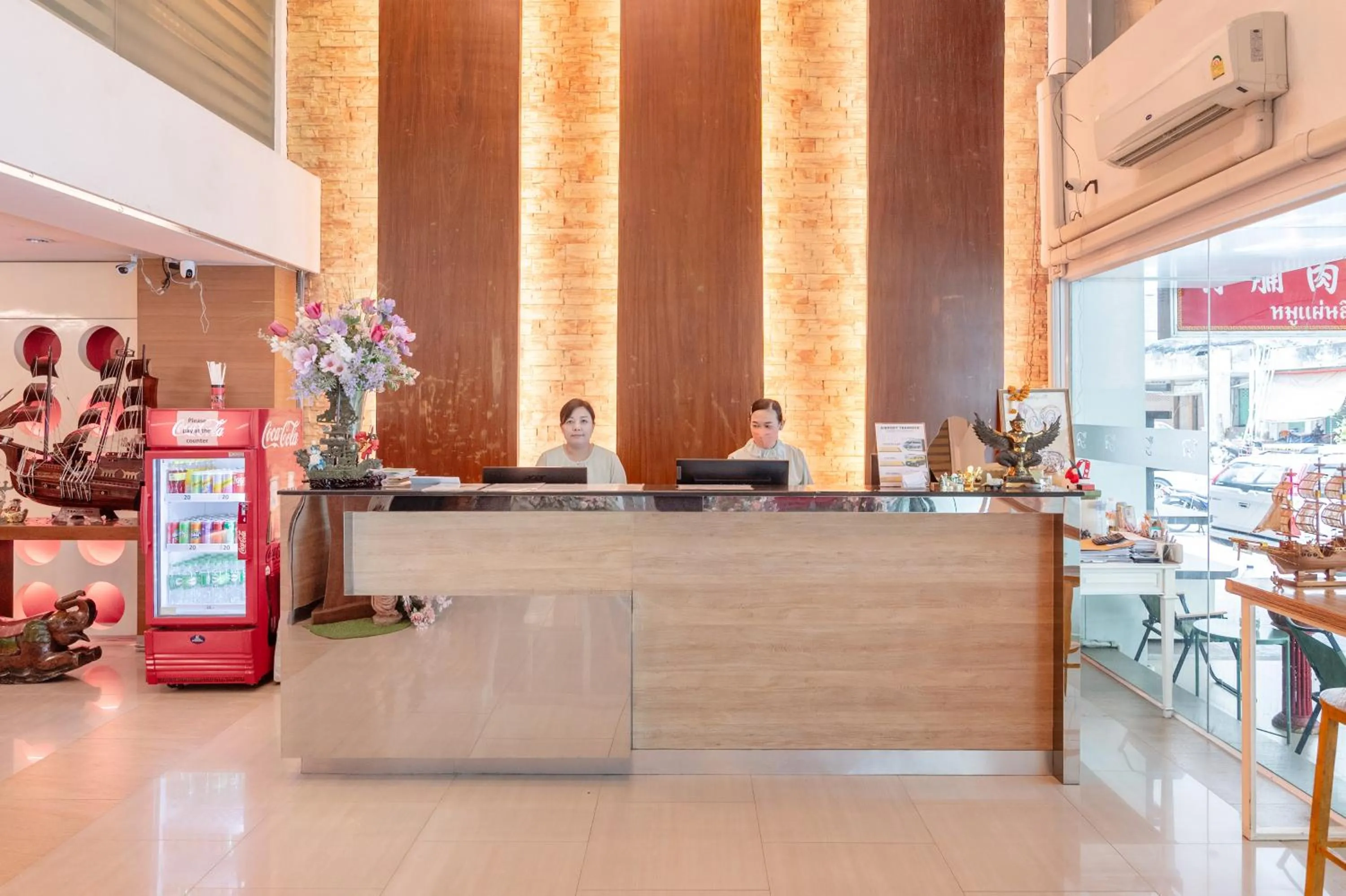 Lobby or reception in P2 Boutique