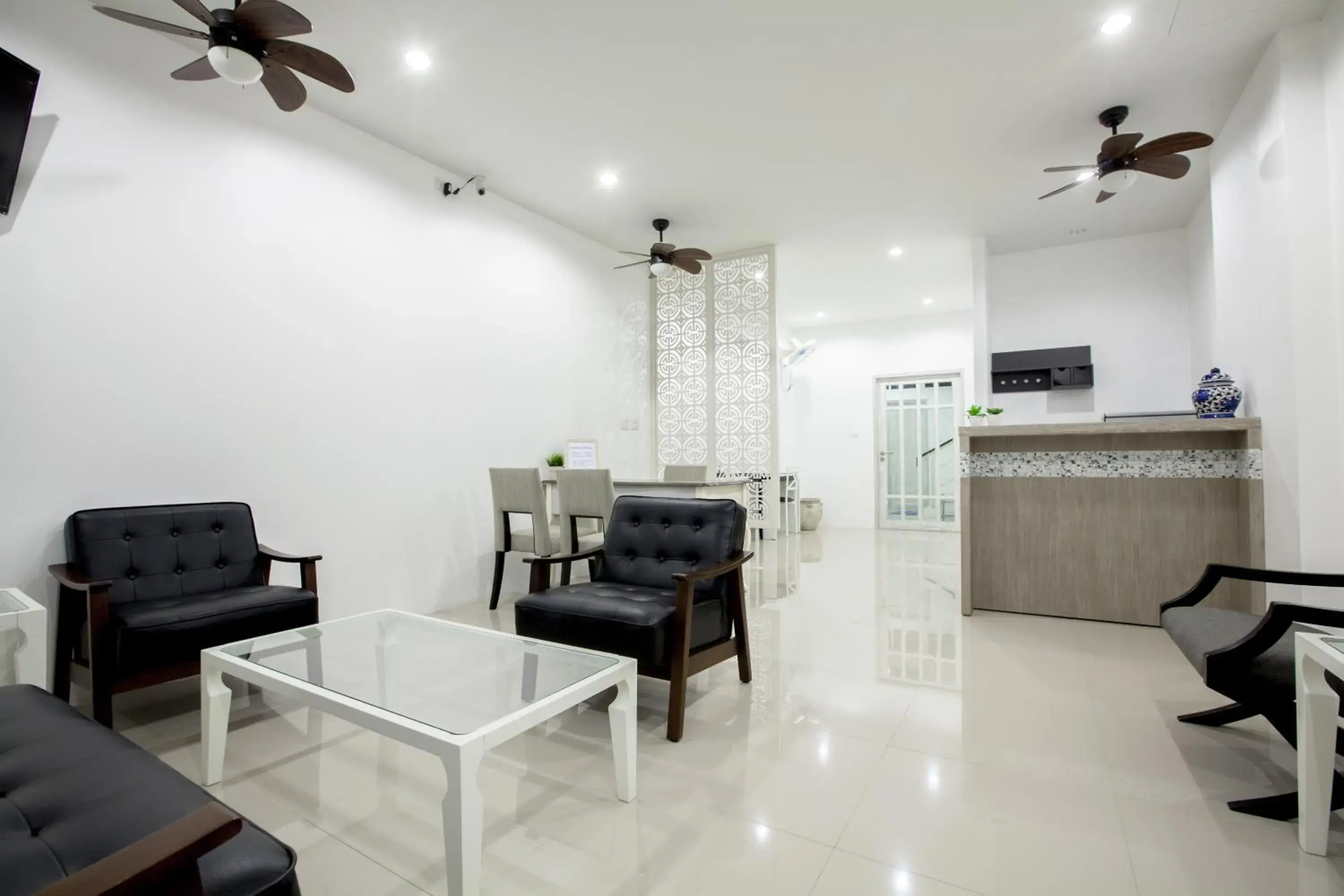 Lobby or reception in Number 4 Phuket Lobby or reception in Number 4 Phuket