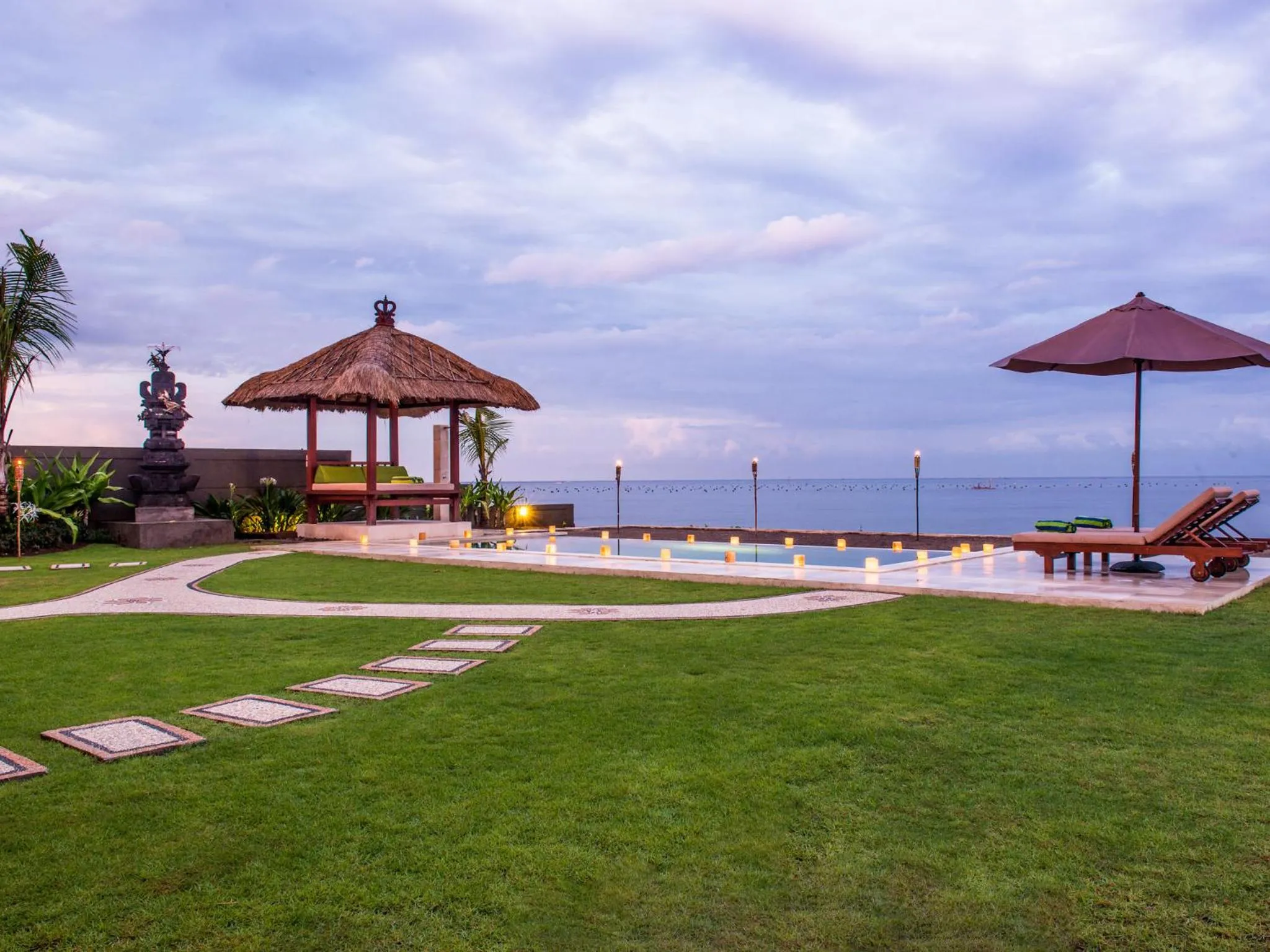 Garden in Aslin Villa