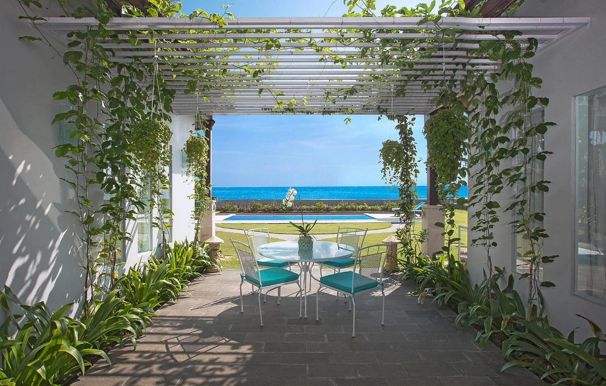 Patio in Aslin Villa