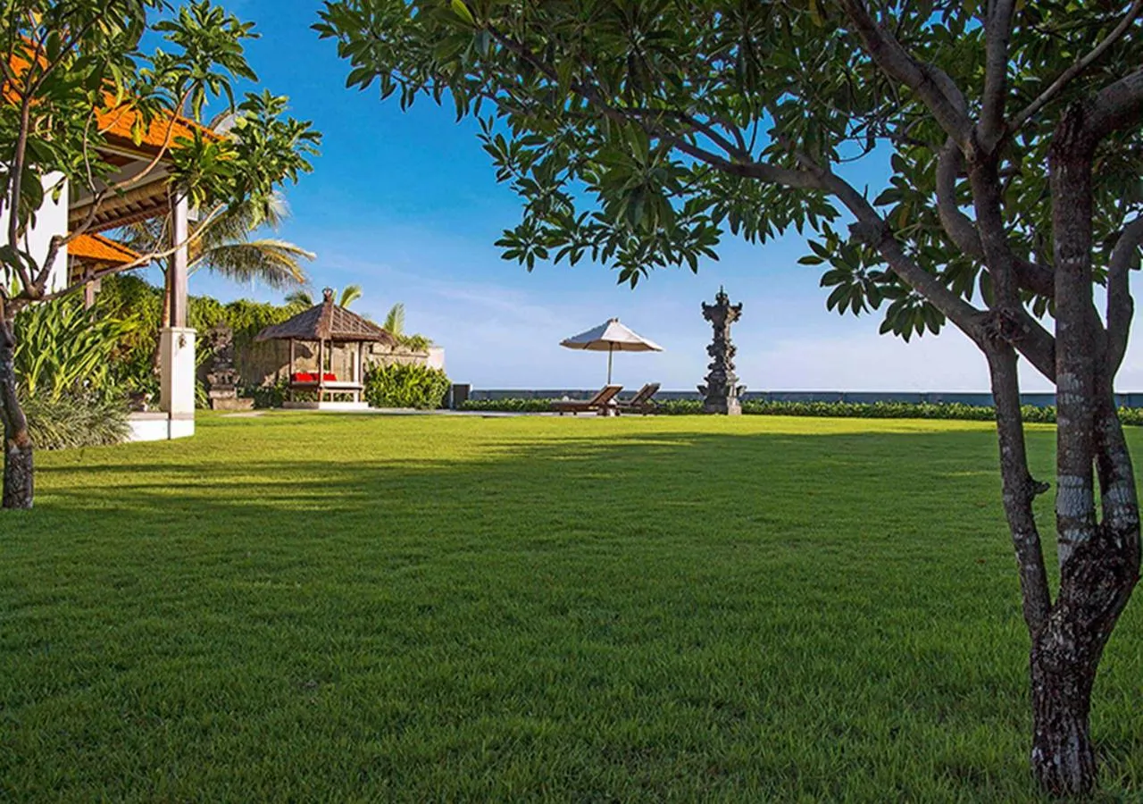 Garden in Aslin Villa