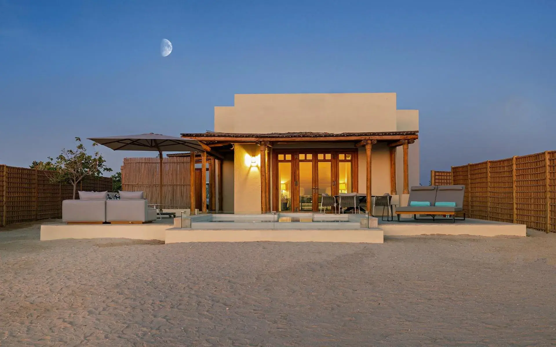 Bedroom in Anantara Sir Bani Yas Island Al Yamm Villa Resort Bedroom in Anantara Sir Bani Yas Island Al Yamm Villa Resort