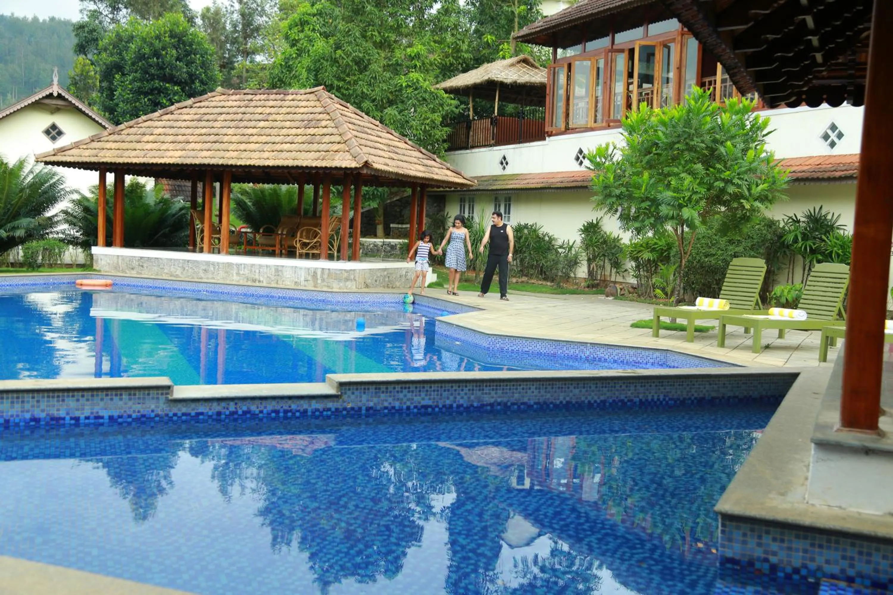 Swimming pool in Springdale Heritage