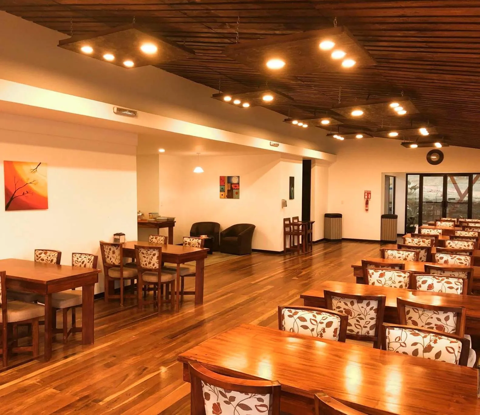 Restaurant/places to eat in Burbi Lake Lodge Monteverde