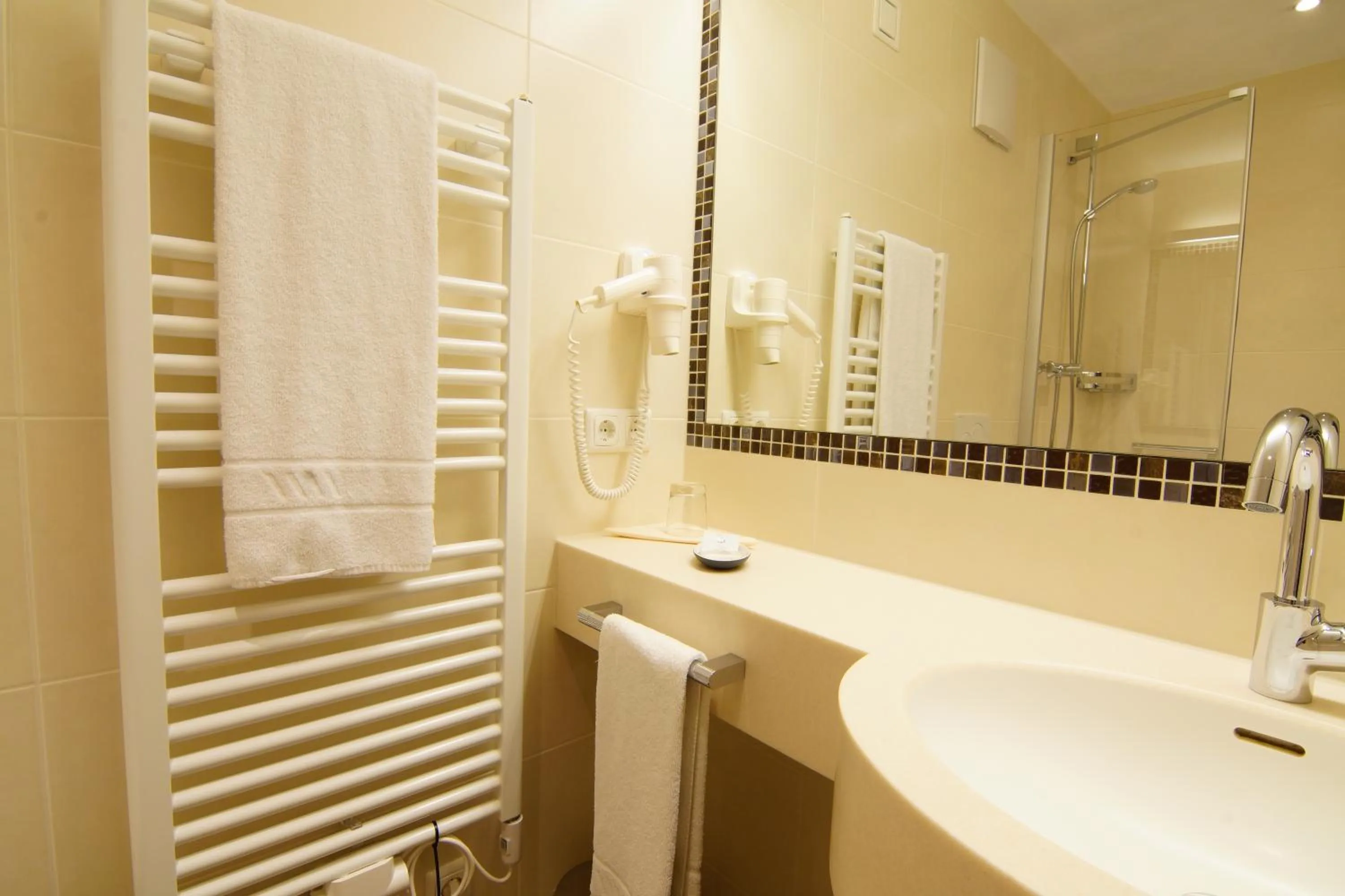 Bathroom in Landhotel & Gasthof Baiernrain