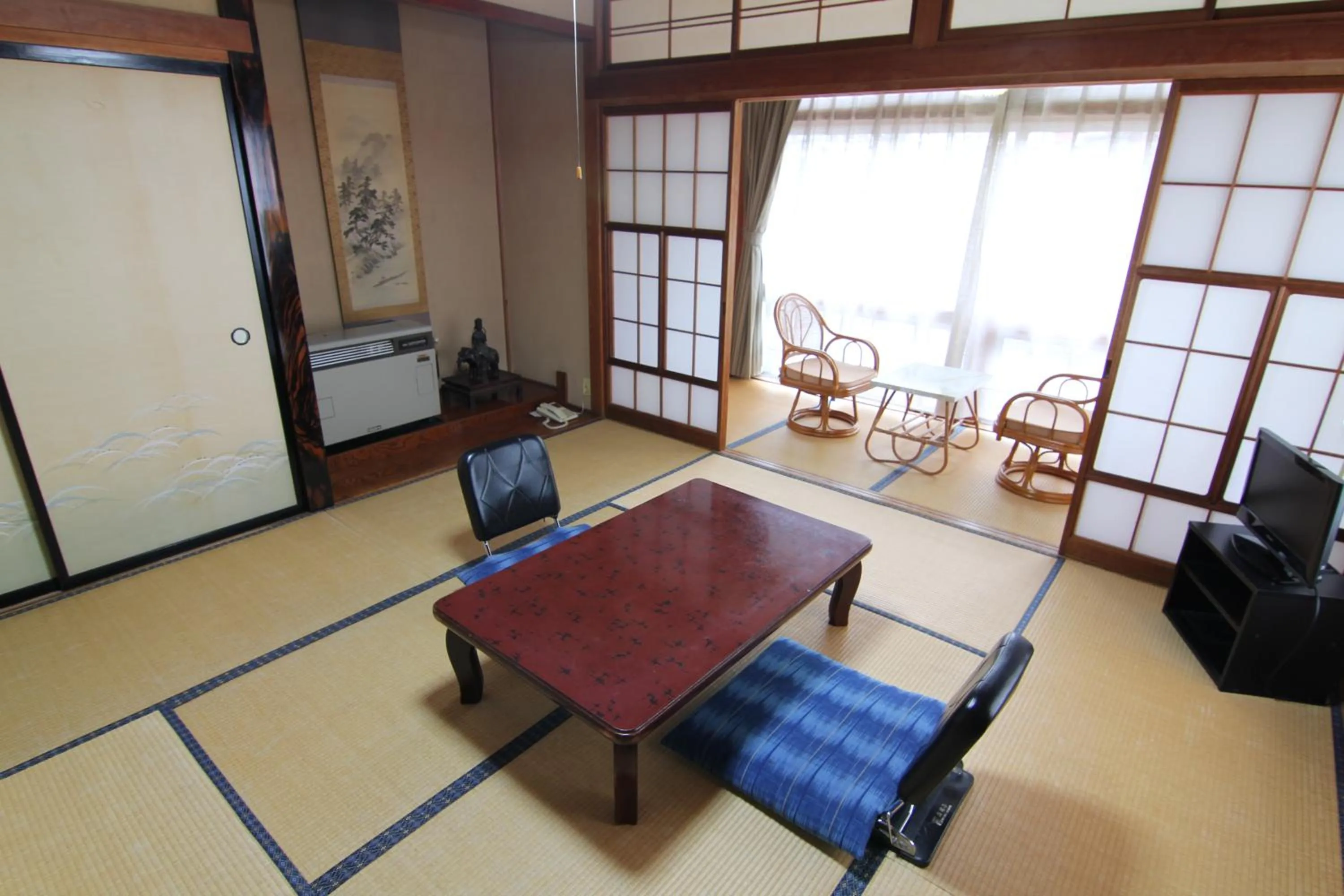 Photo of the whole room in Yamadaya Ryokan