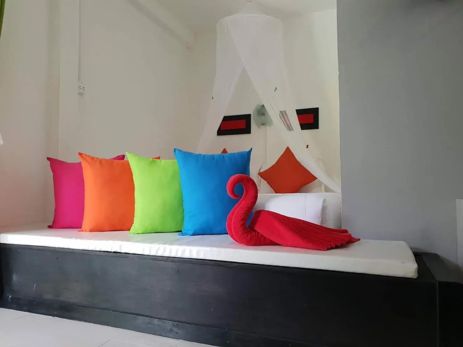 Bed in Phangan Cove Beach Resort Bed in Phangan Cove Beach Resort