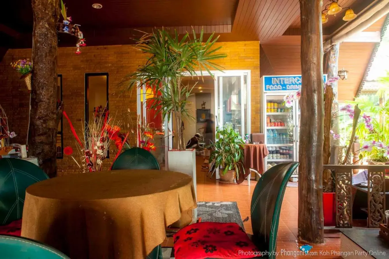 Restaurant/places to eat in Phangan Cove Beach Resort Restaurant/places to eat in Phangan Cove Beach Resort